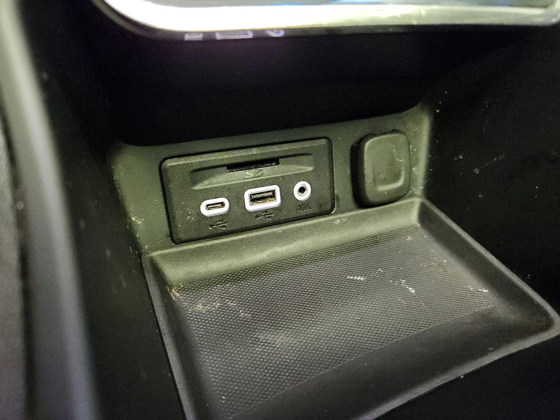 Thumbnail: 2021 GMC Terrain - 18