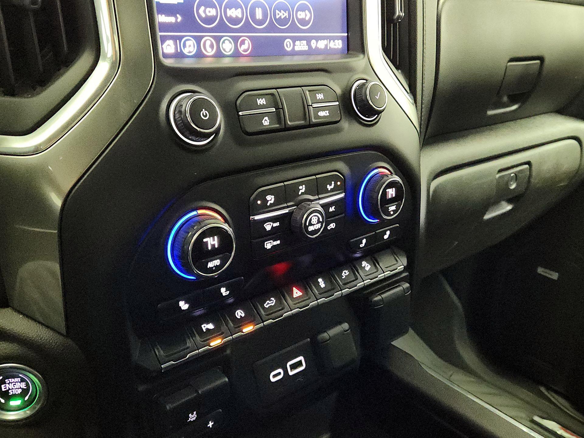 Thumbnail: 2020 Chevrolet Silverado 1500 - 16