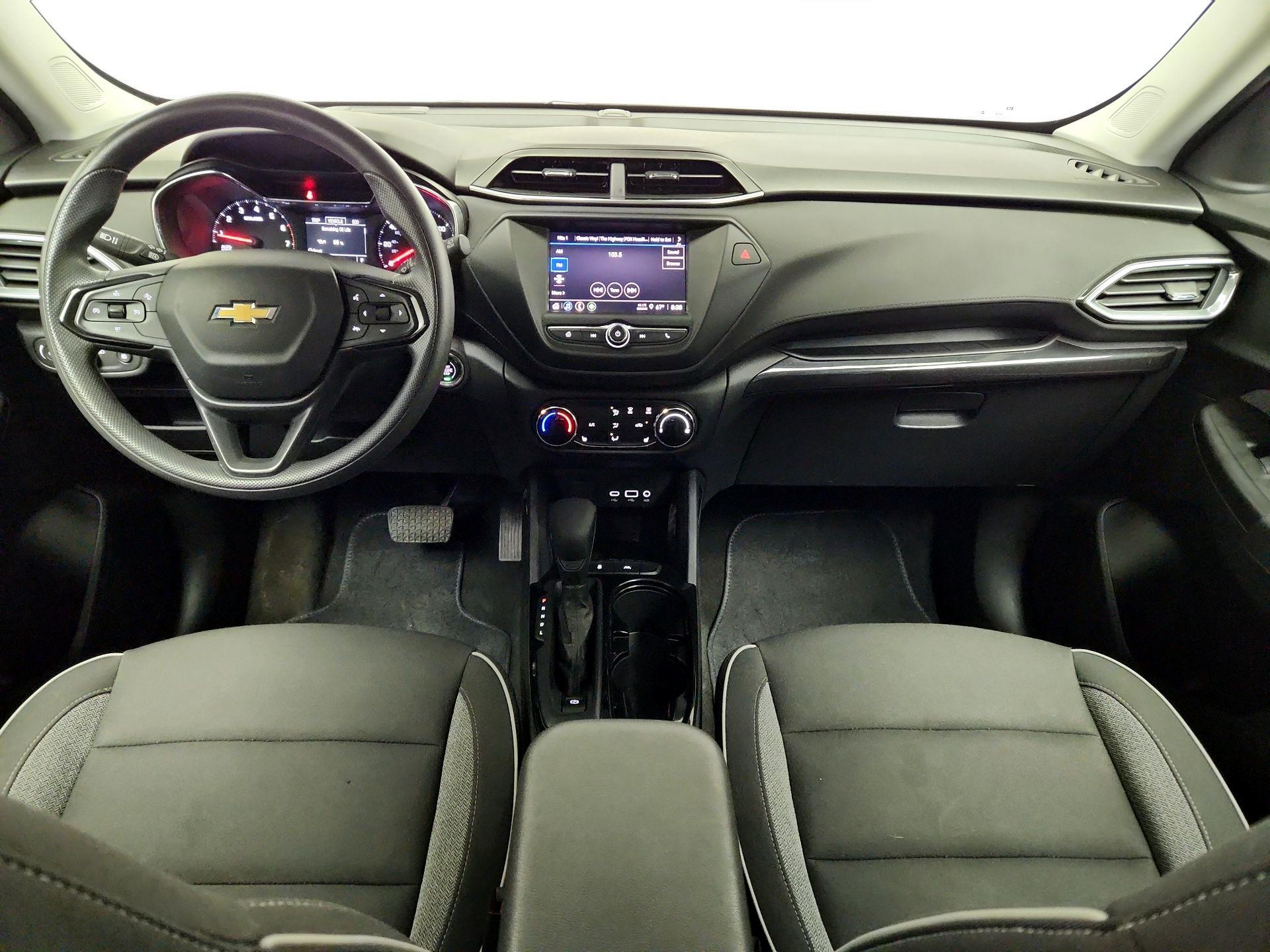 Thumbnail: 2023 Chevrolet TrailBlazer - 9