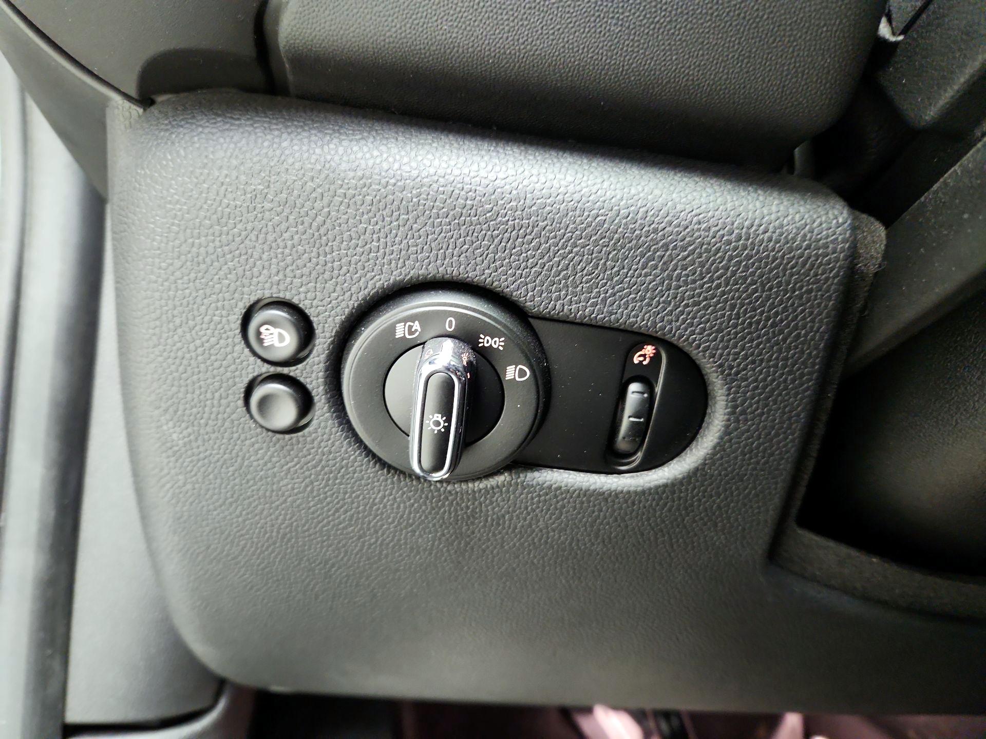 Thumbnail: 2023 MINI Cooper Hardtop - 13