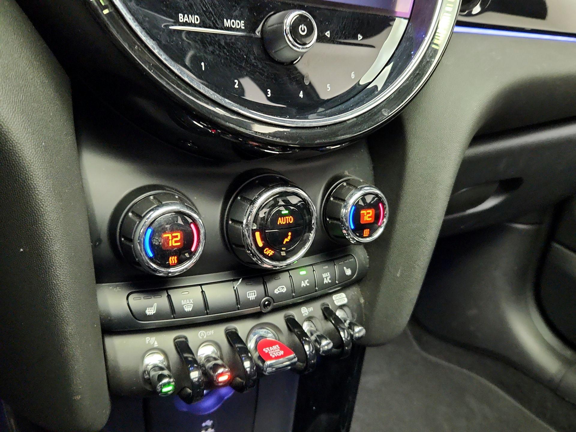 Thumbnail: 2023 MINI Cooper Hardtop - 16