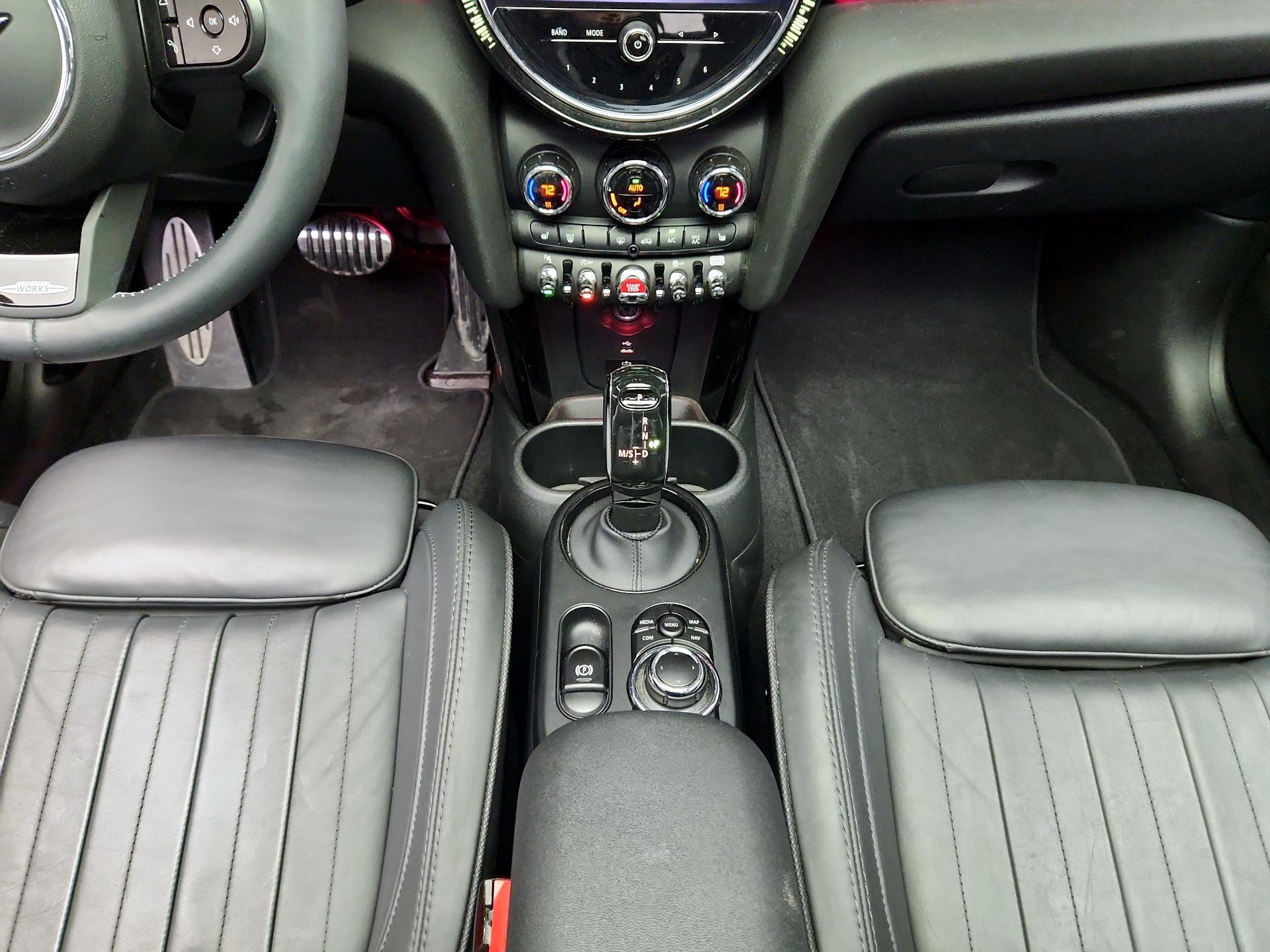 Thumbnail: 2023 MINI Cooper Hardtop - 17