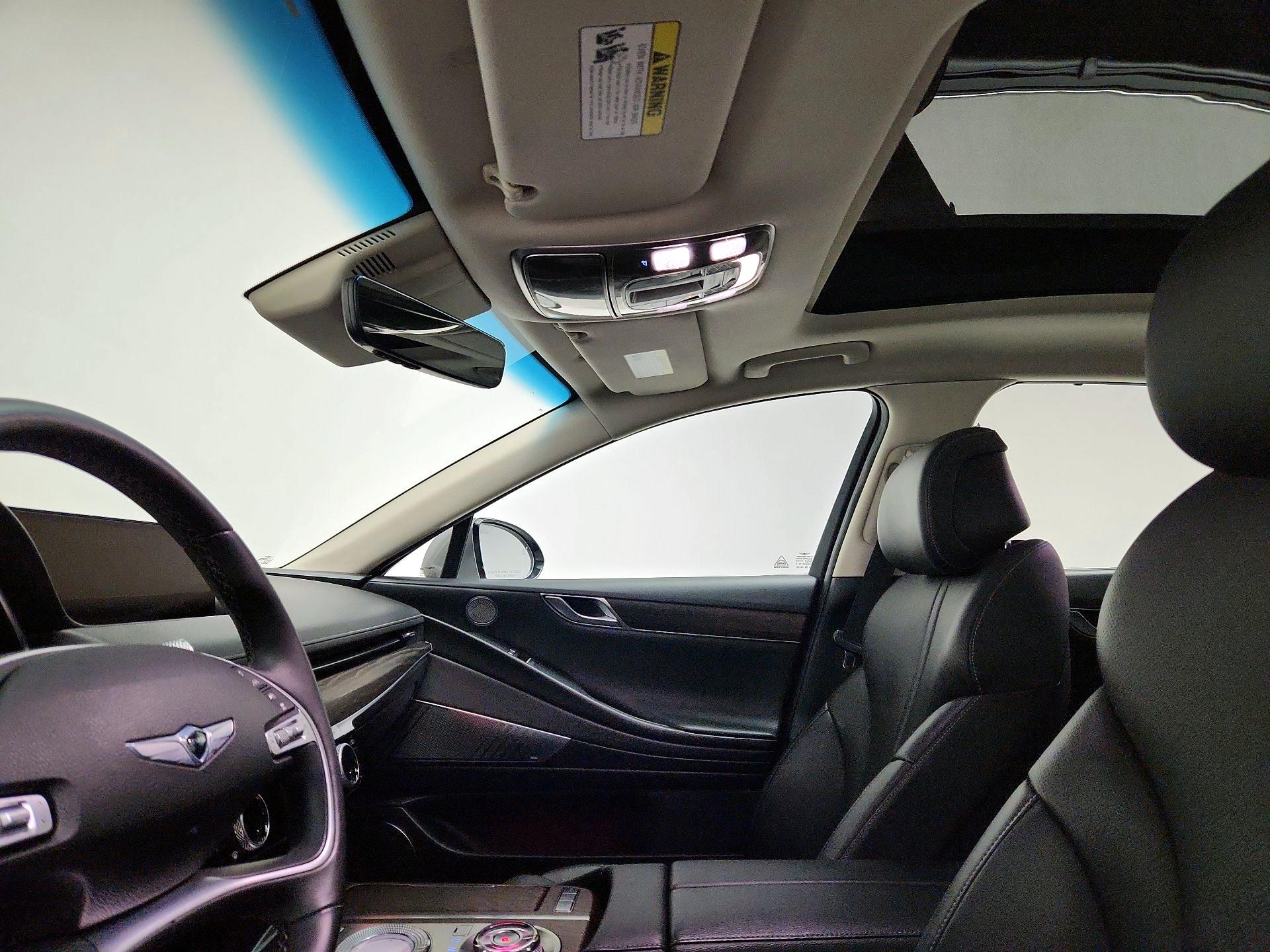 Thumbnail: 2022 Genesis G80 - 20