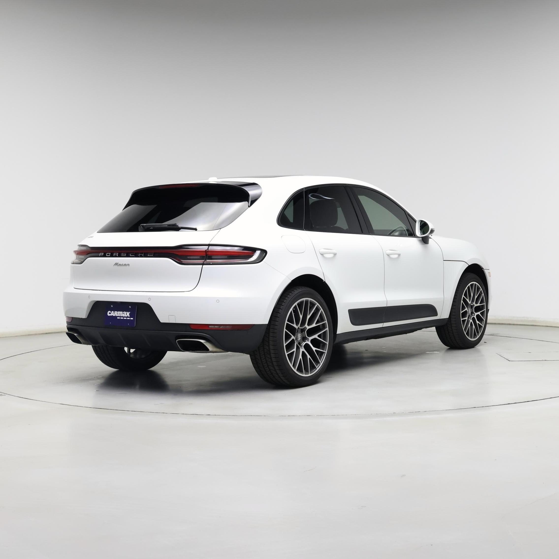 Thumbnail: 2020 Porsche Macan - 8