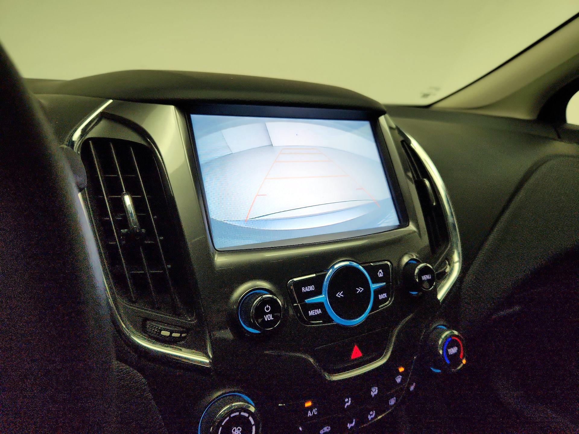 Thumbnail: 2018 Chevrolet Cruze - 14