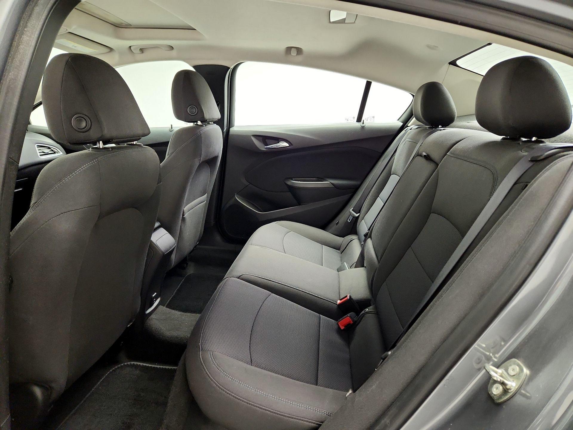 Thumbnail: 2018 Chevrolet Cruze - 20