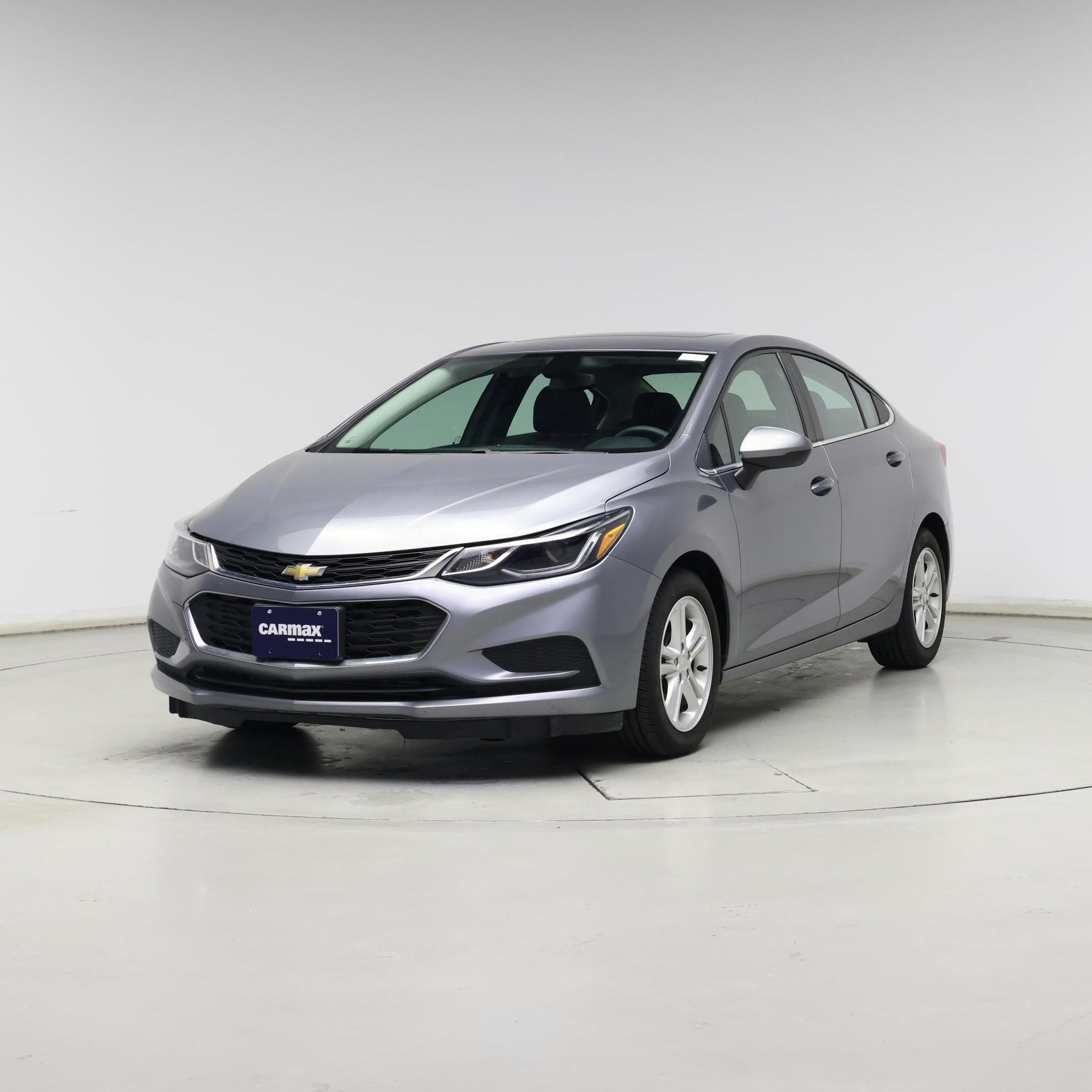 Thumbnail: 2018 Chevrolet Cruze - 4