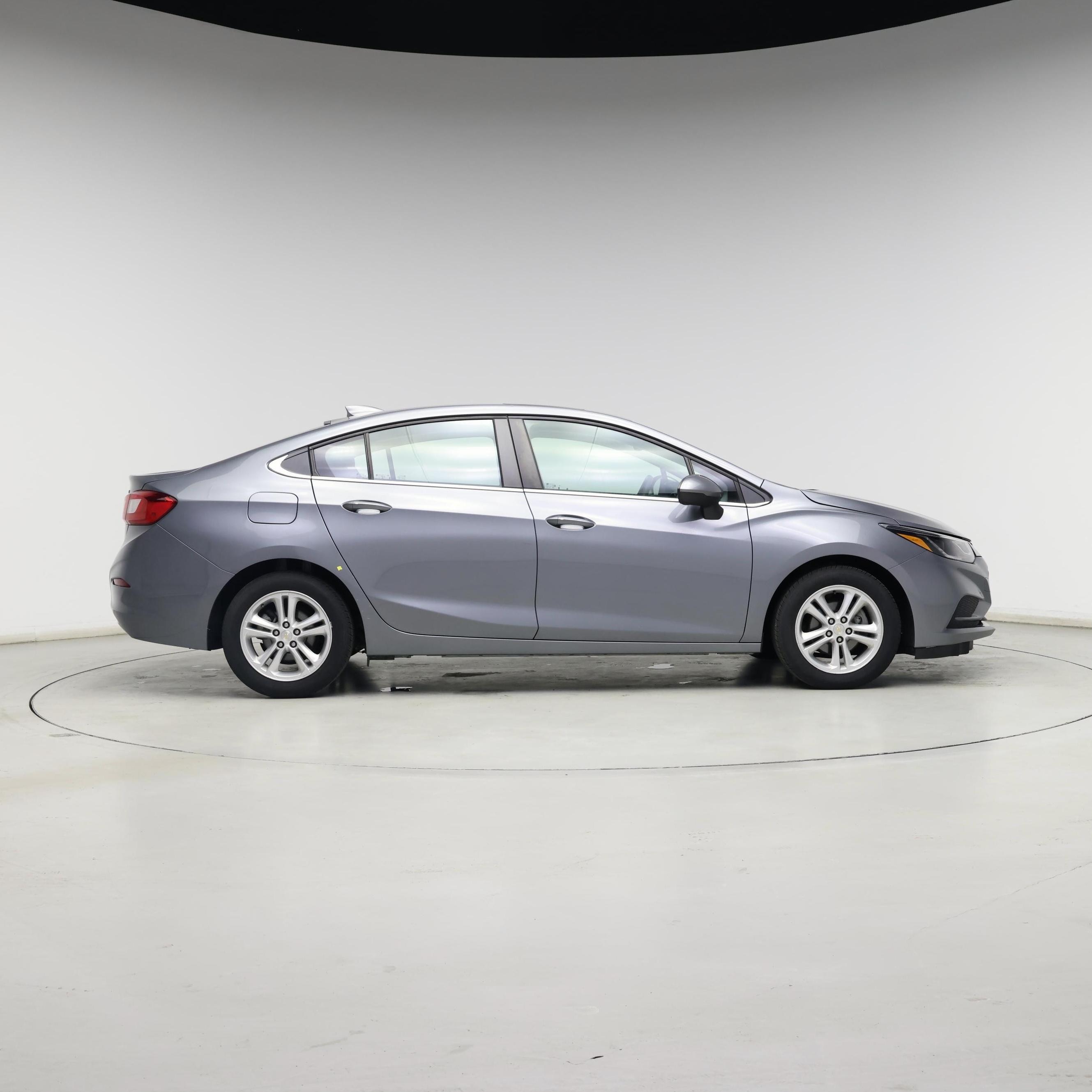 Thumbnail: 2018 Chevrolet Cruze - 7