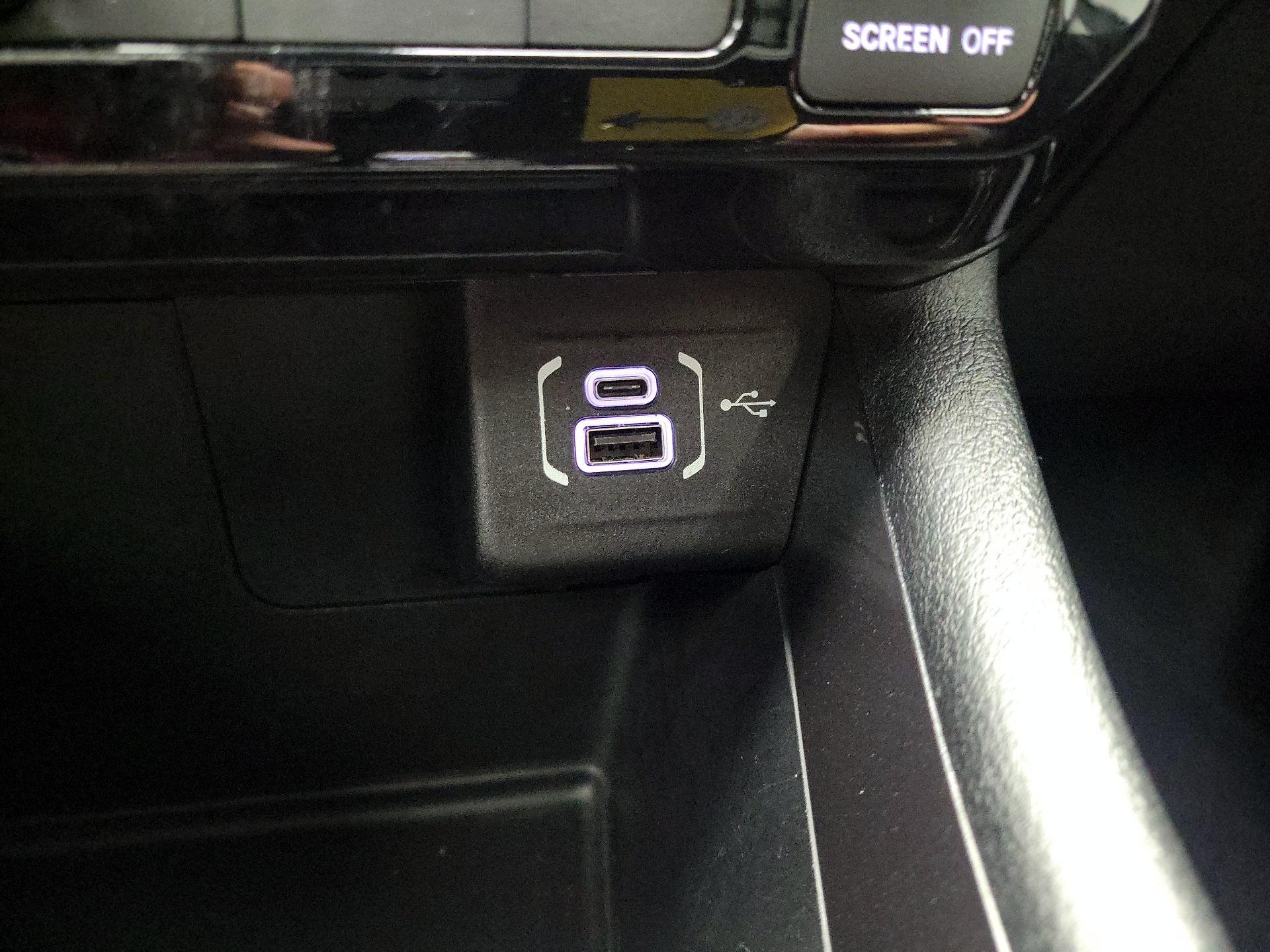 Thumbnail: 2022 Jeep Compass - 18