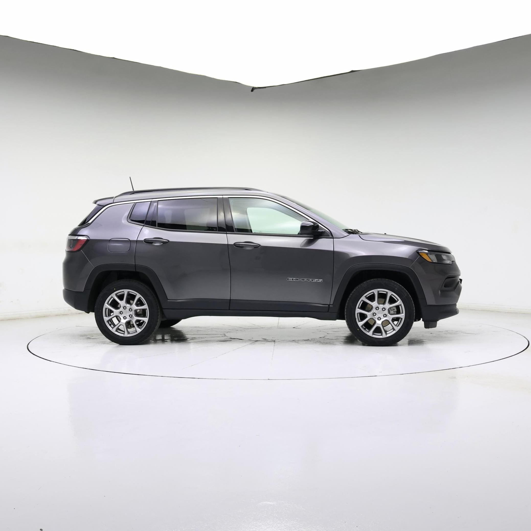 Thumbnail: 2022 Jeep Compass - 7