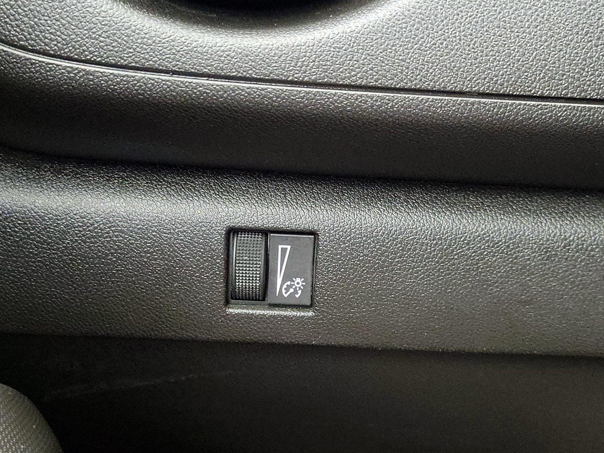 Thumbnail: 2024 Chevrolet Colorado - 13