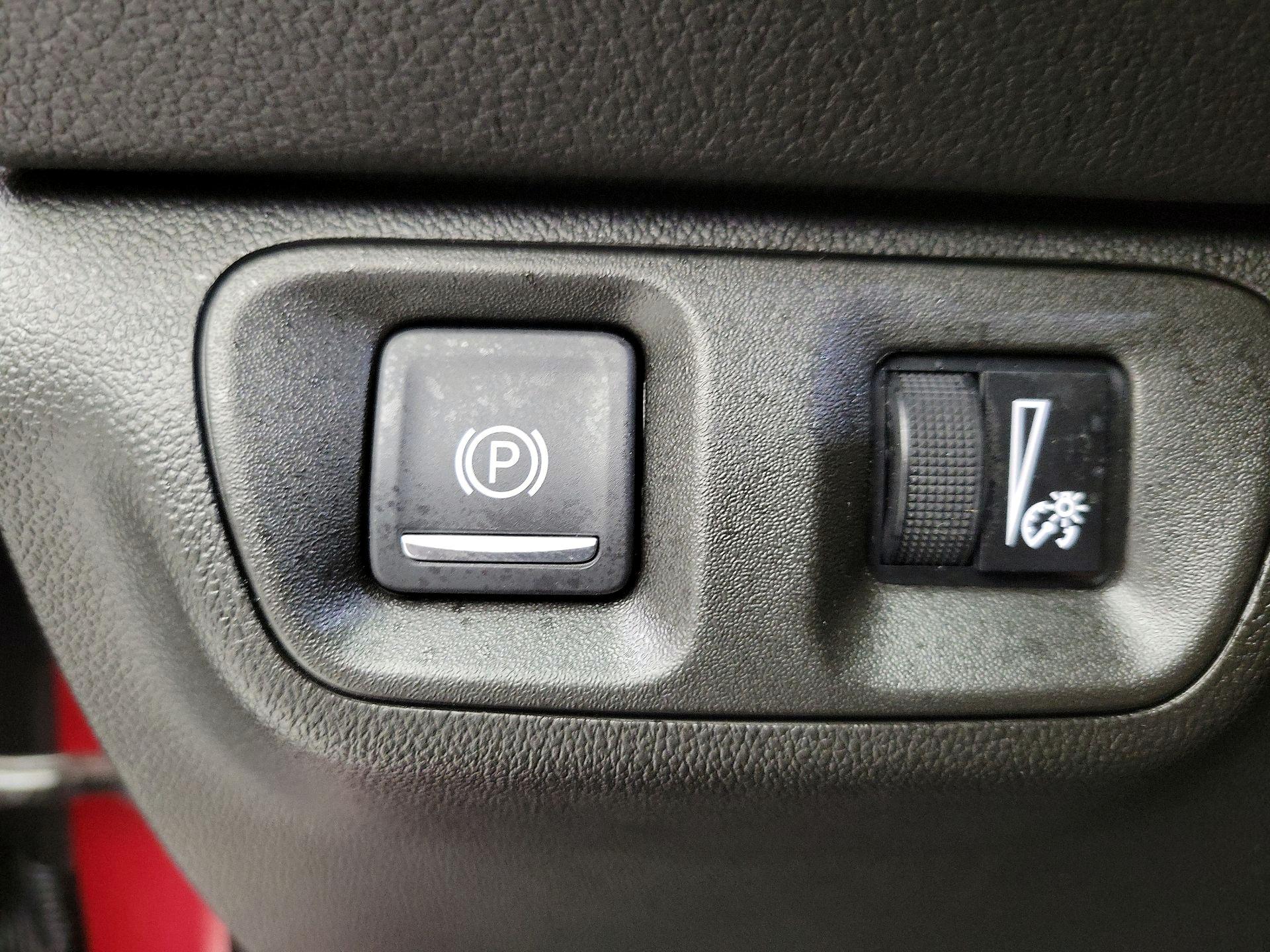 Thumbnail: 2023 GMC Acadia - 13