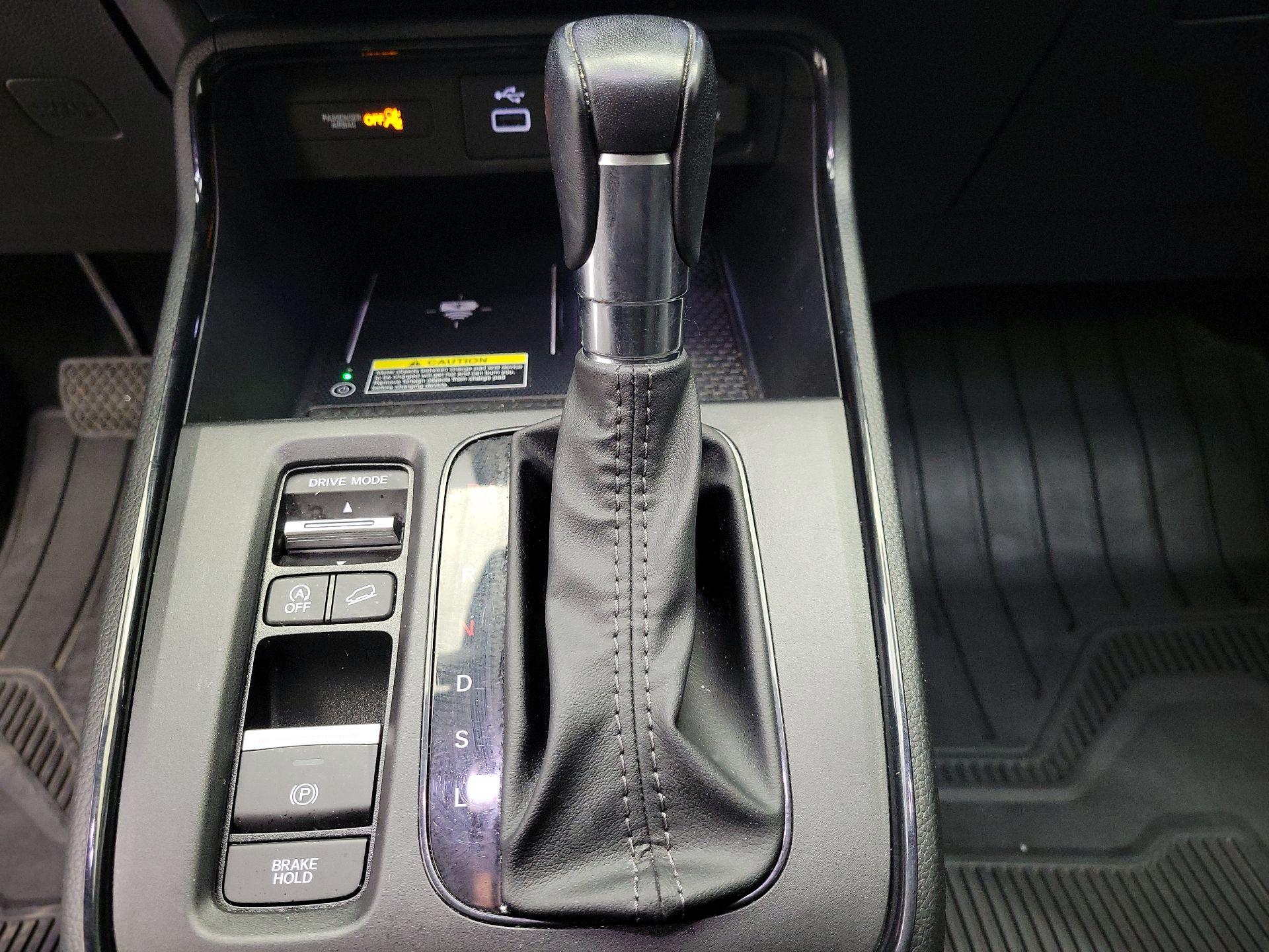 Thumbnail: 2023 Honda CR-V - 17