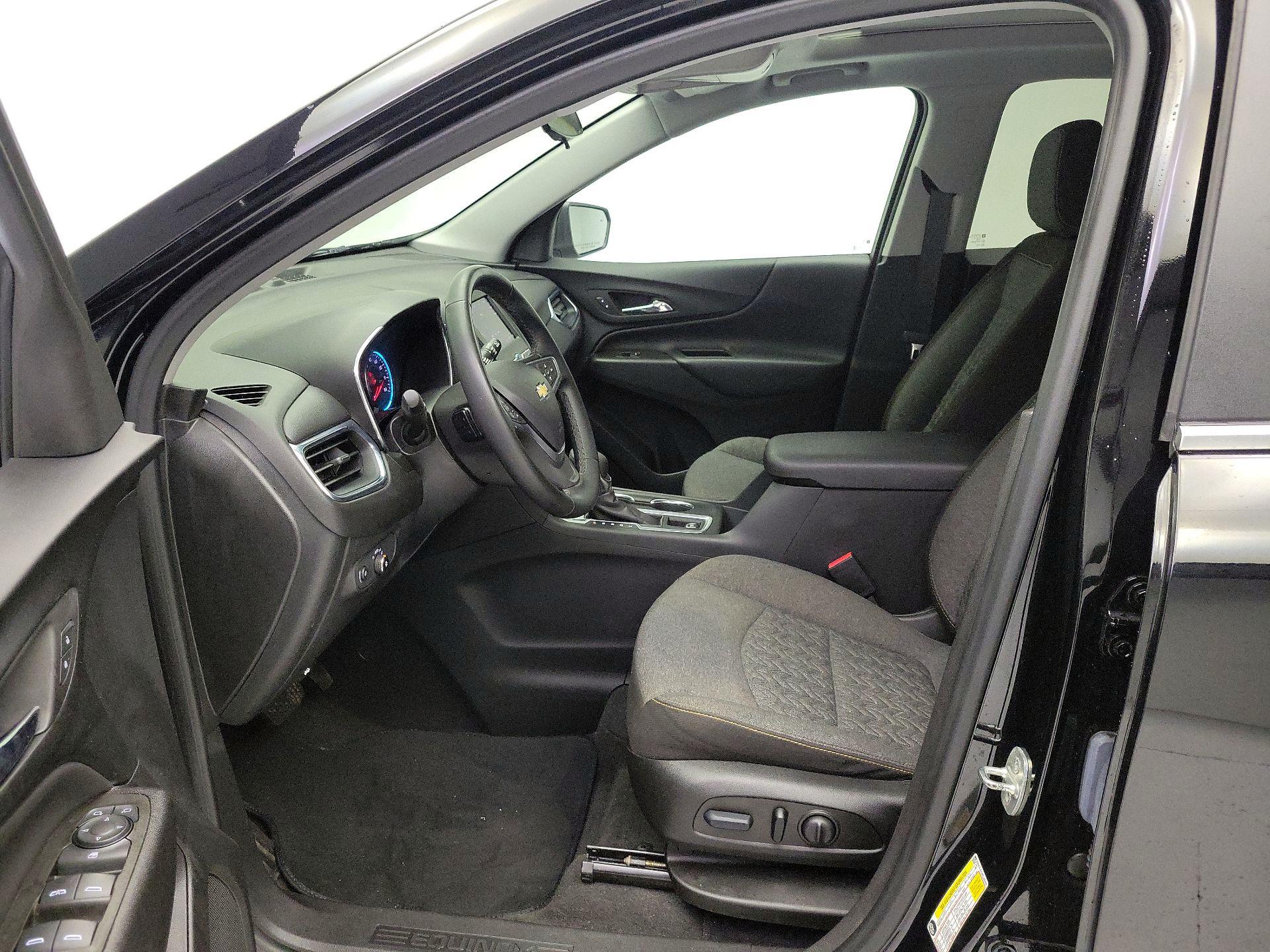 Thumbnail: 2023 Chevrolet Equinox - 11