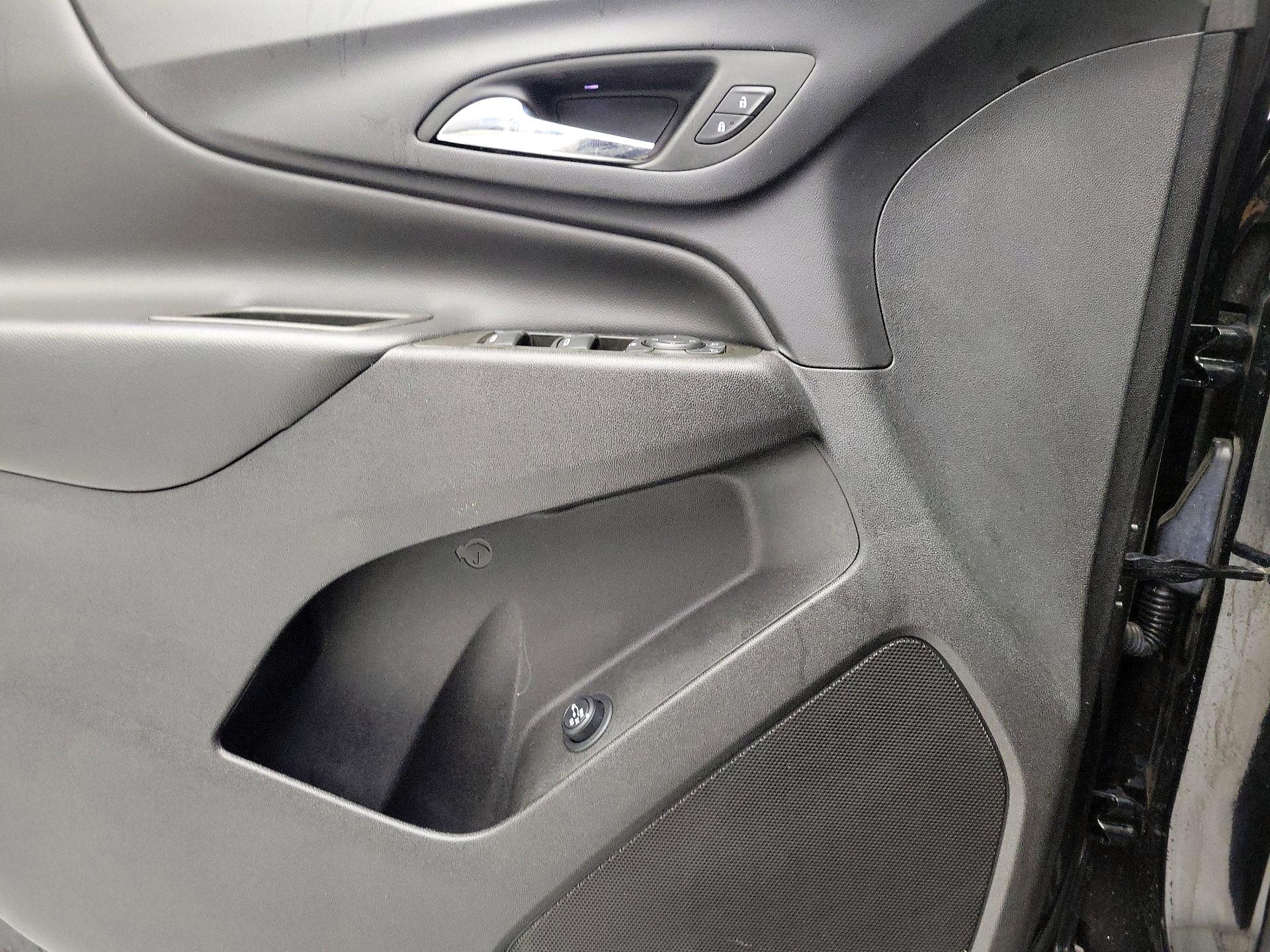 Thumbnail: 2023 Chevrolet Equinox - 12