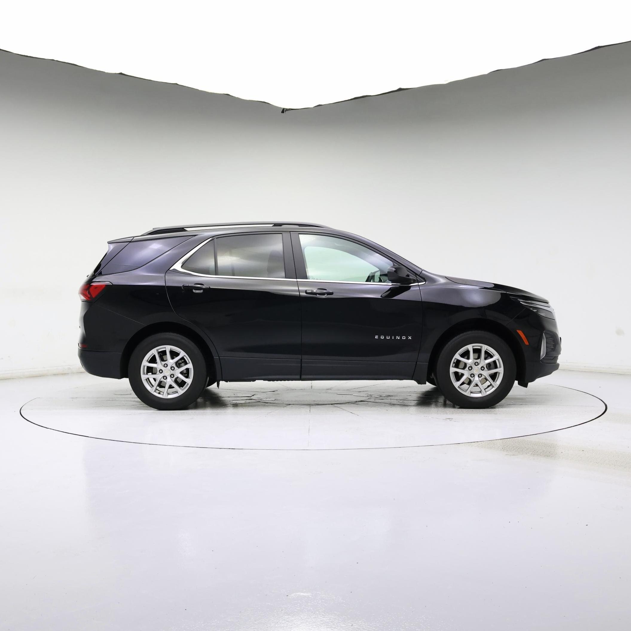 Thumbnail: 2023 Chevrolet Equinox - 7
