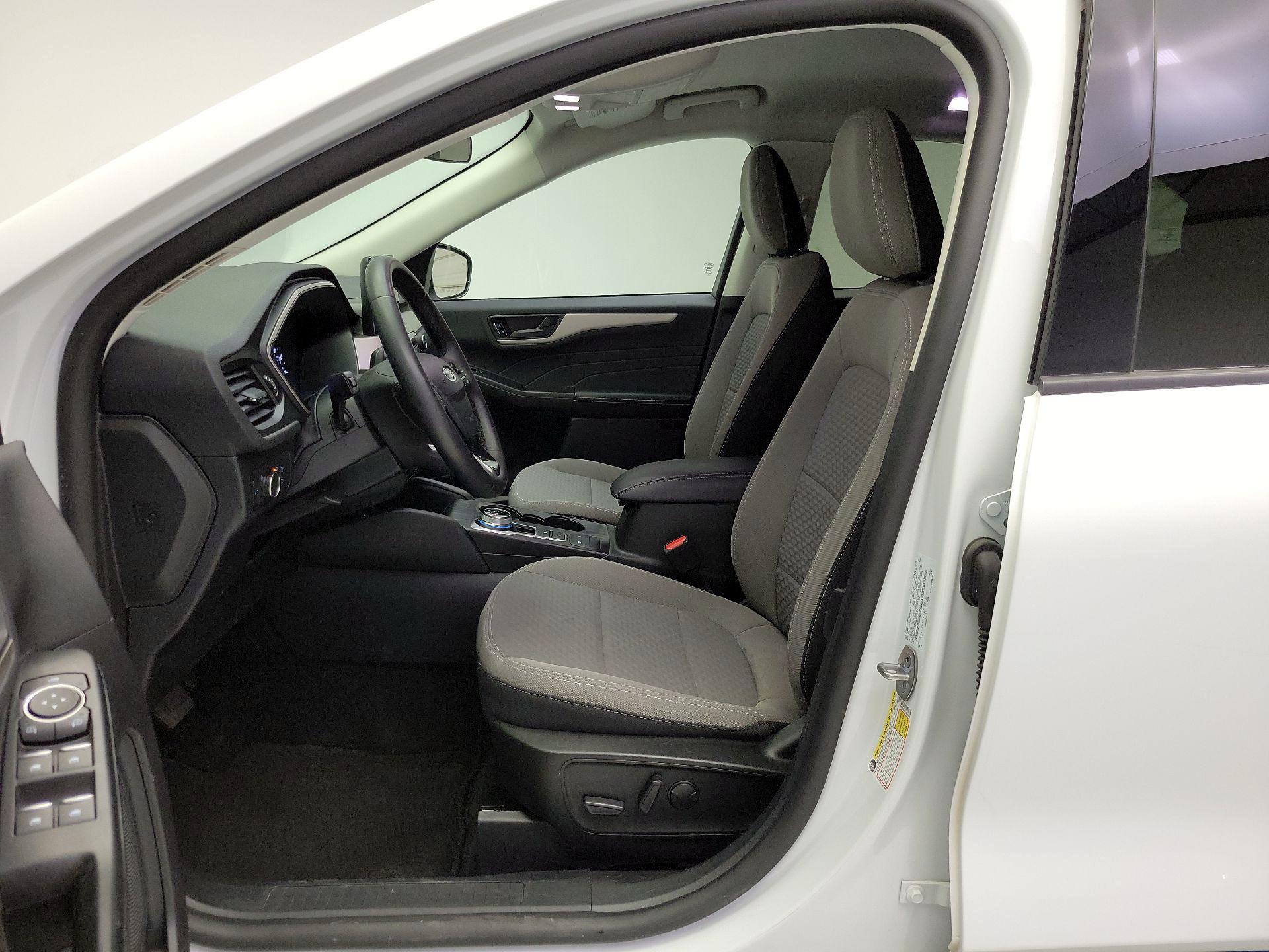 Thumbnail: 2022 Ford Escape - 11