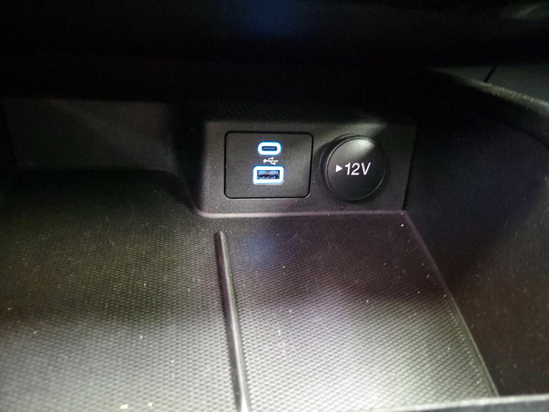 Thumbnail: 2022 Ford Escape - 18