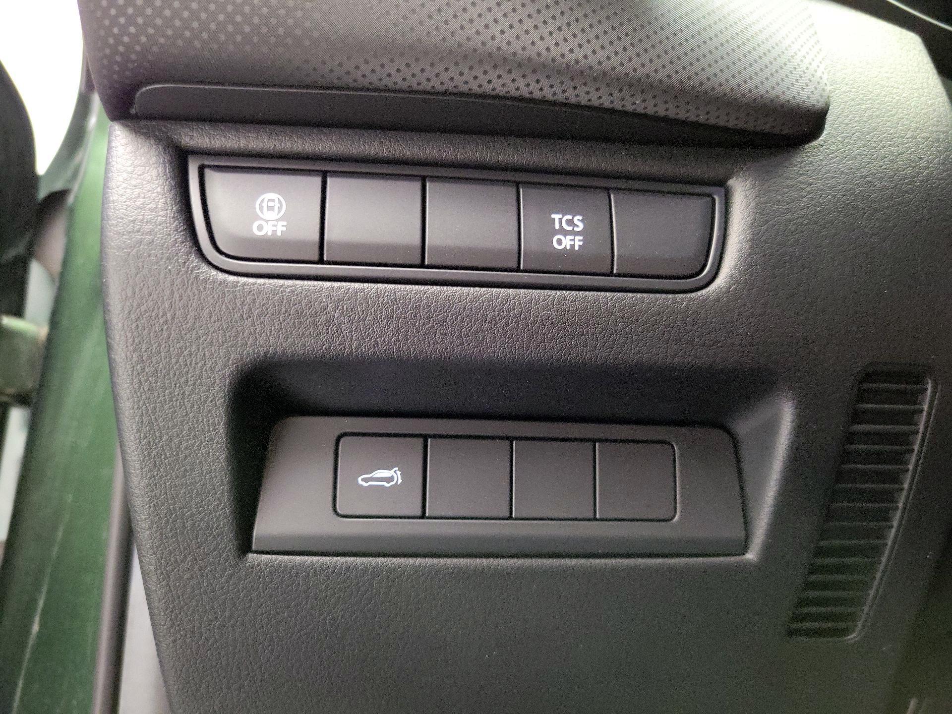 Thumbnail: 2025 Mazda CX-50 - 13