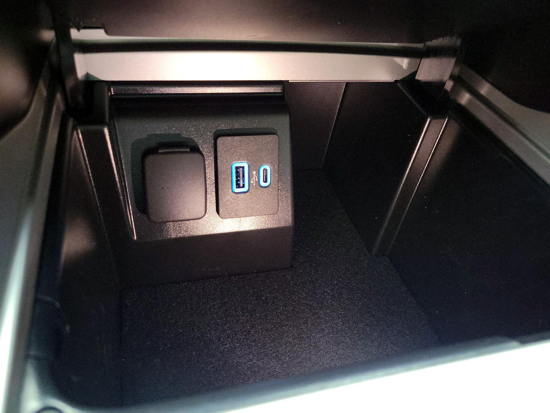 Thumbnail: 2024 Ford Explorer - 19