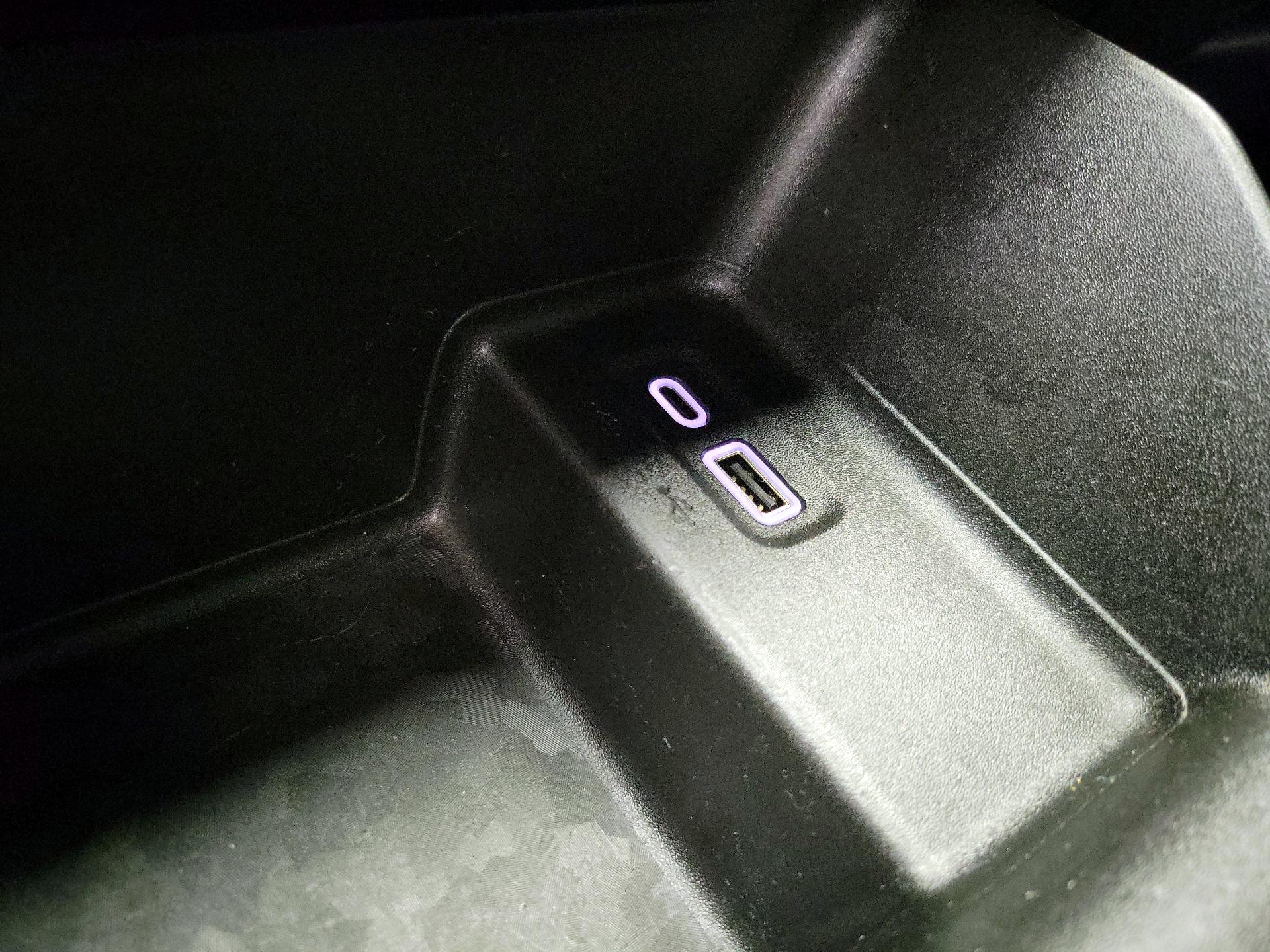 Thumbnail: 2023 Chevrolet Colorado - 17