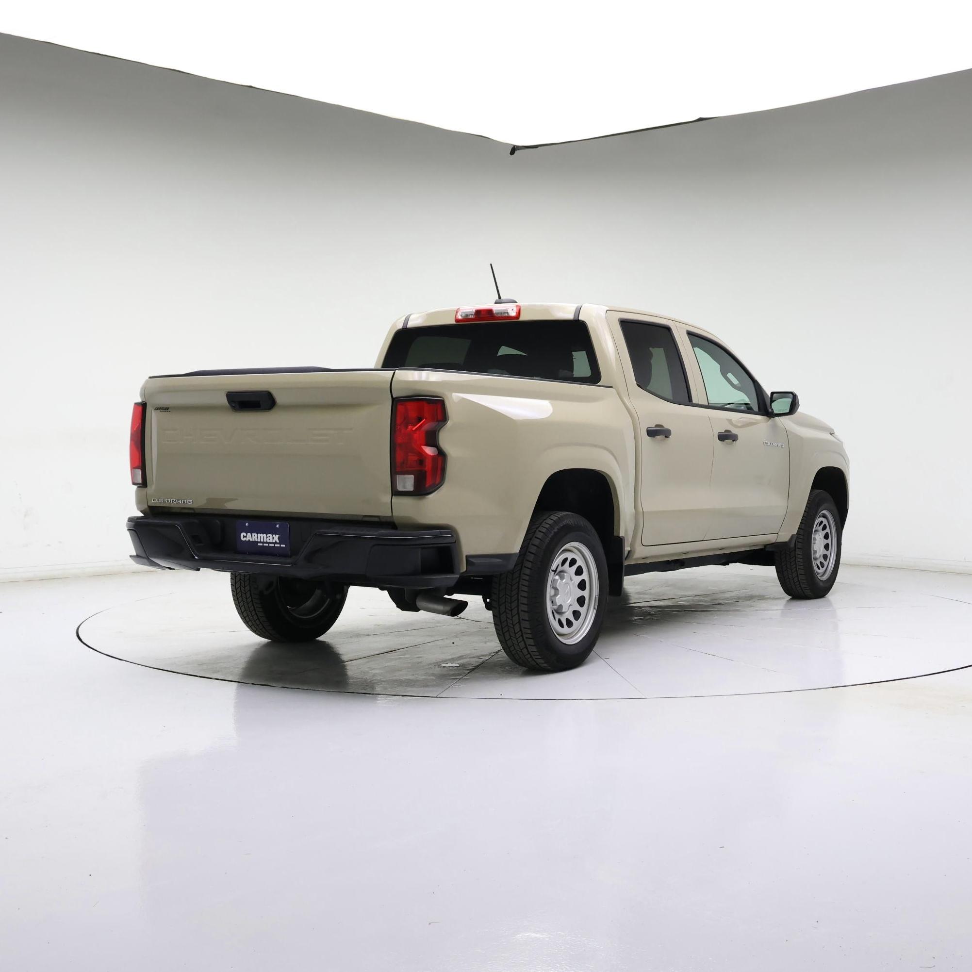 Thumbnail: 2023 Chevrolet Colorado - 8