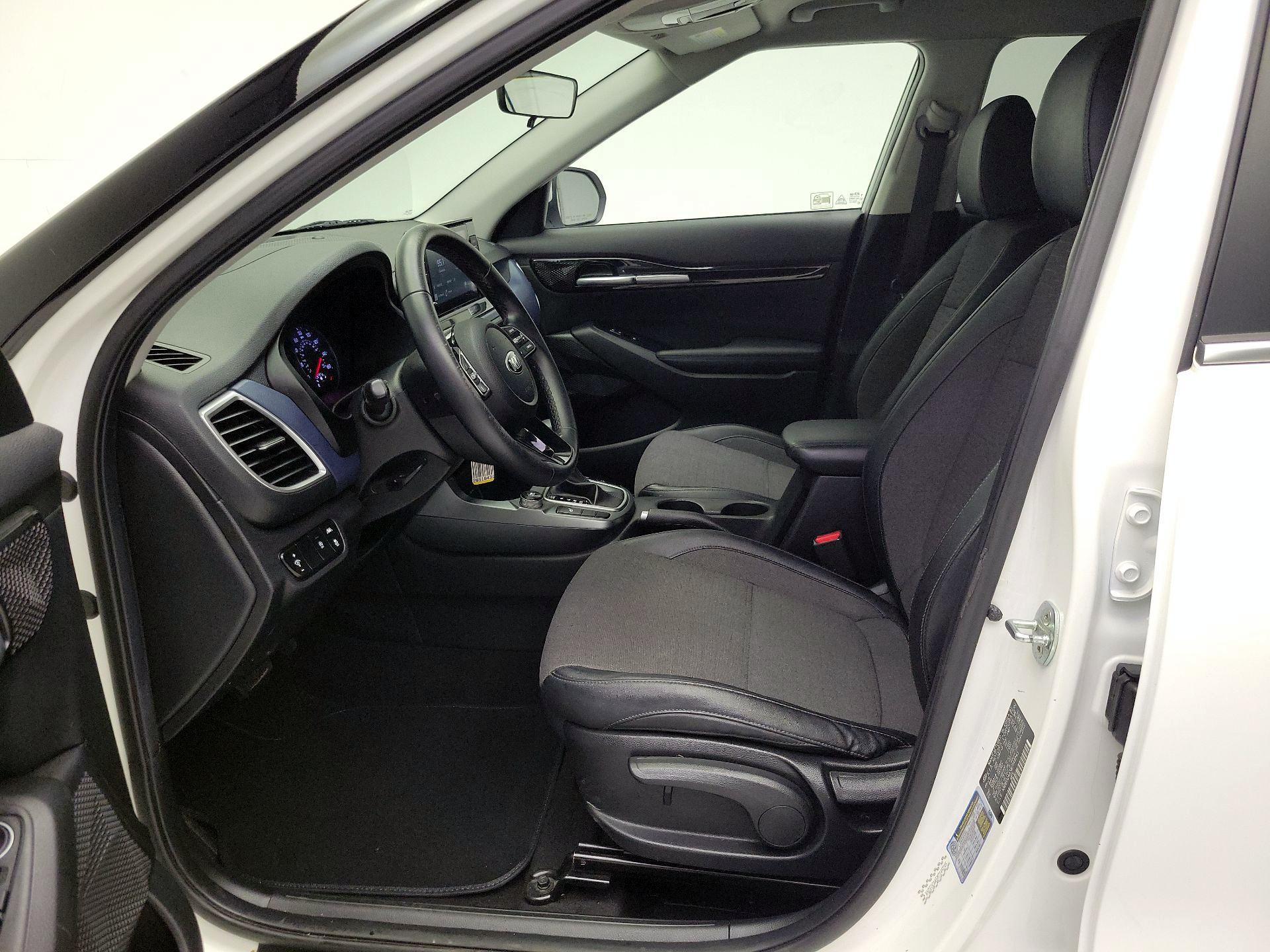 Thumbnail: 2021 Kia Seltos - 11