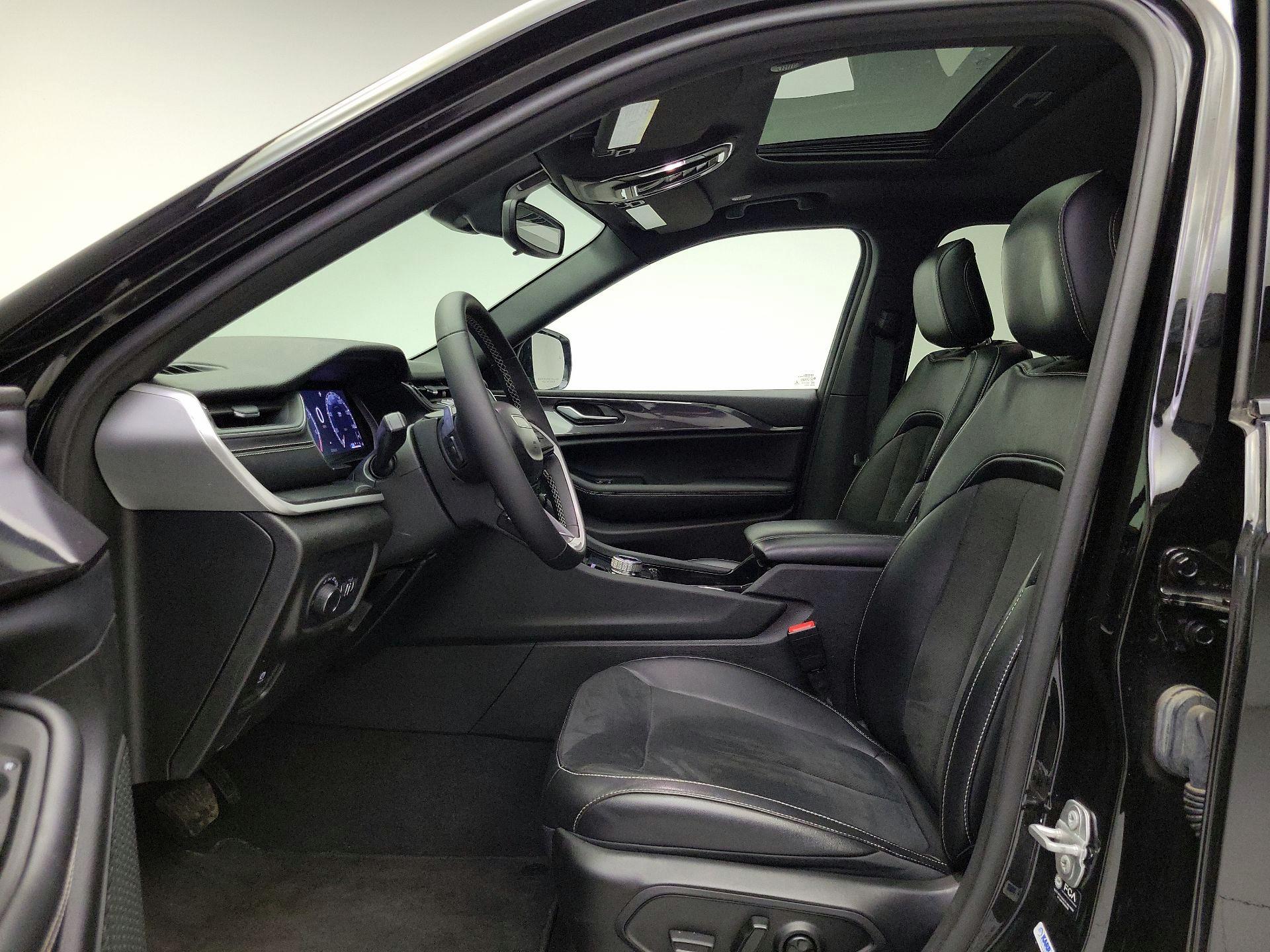 Thumbnail: 2021 Jeep Grand Cherokee L - 19