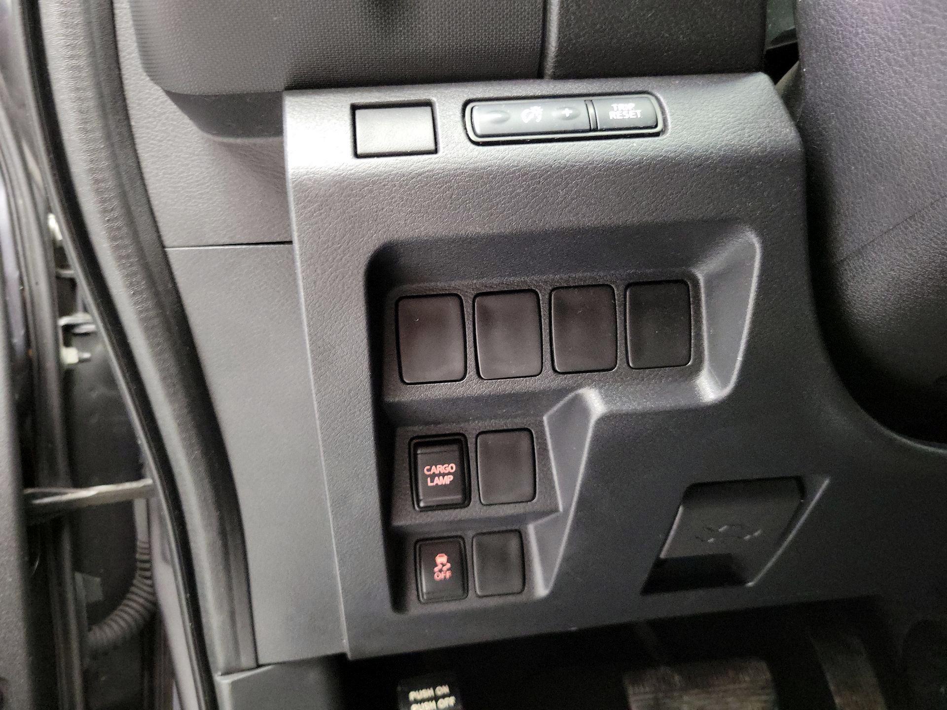 Thumbnail: 2022 Nissan Frontier - 13