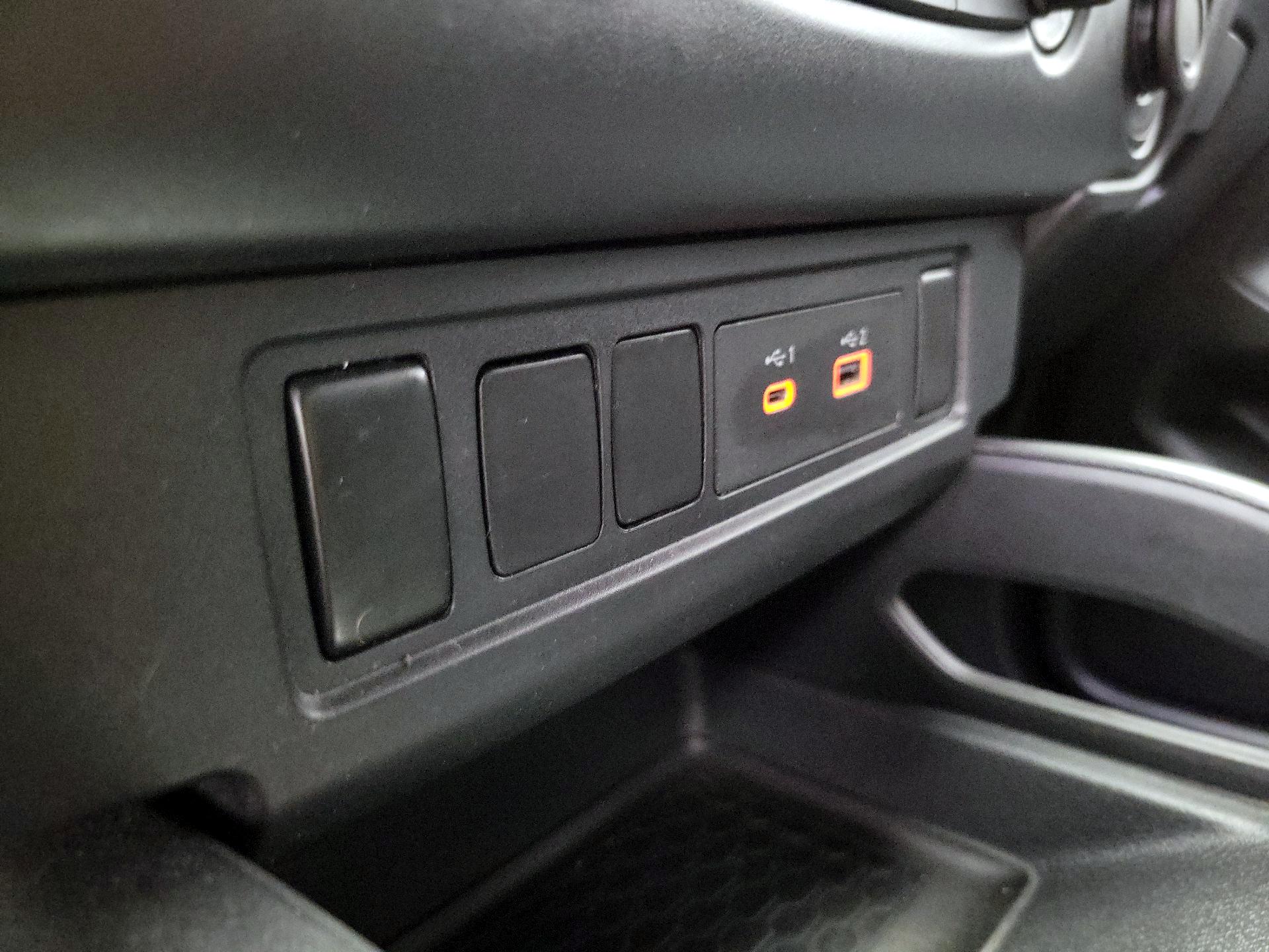 Thumbnail: 2022 Nissan Frontier - 18