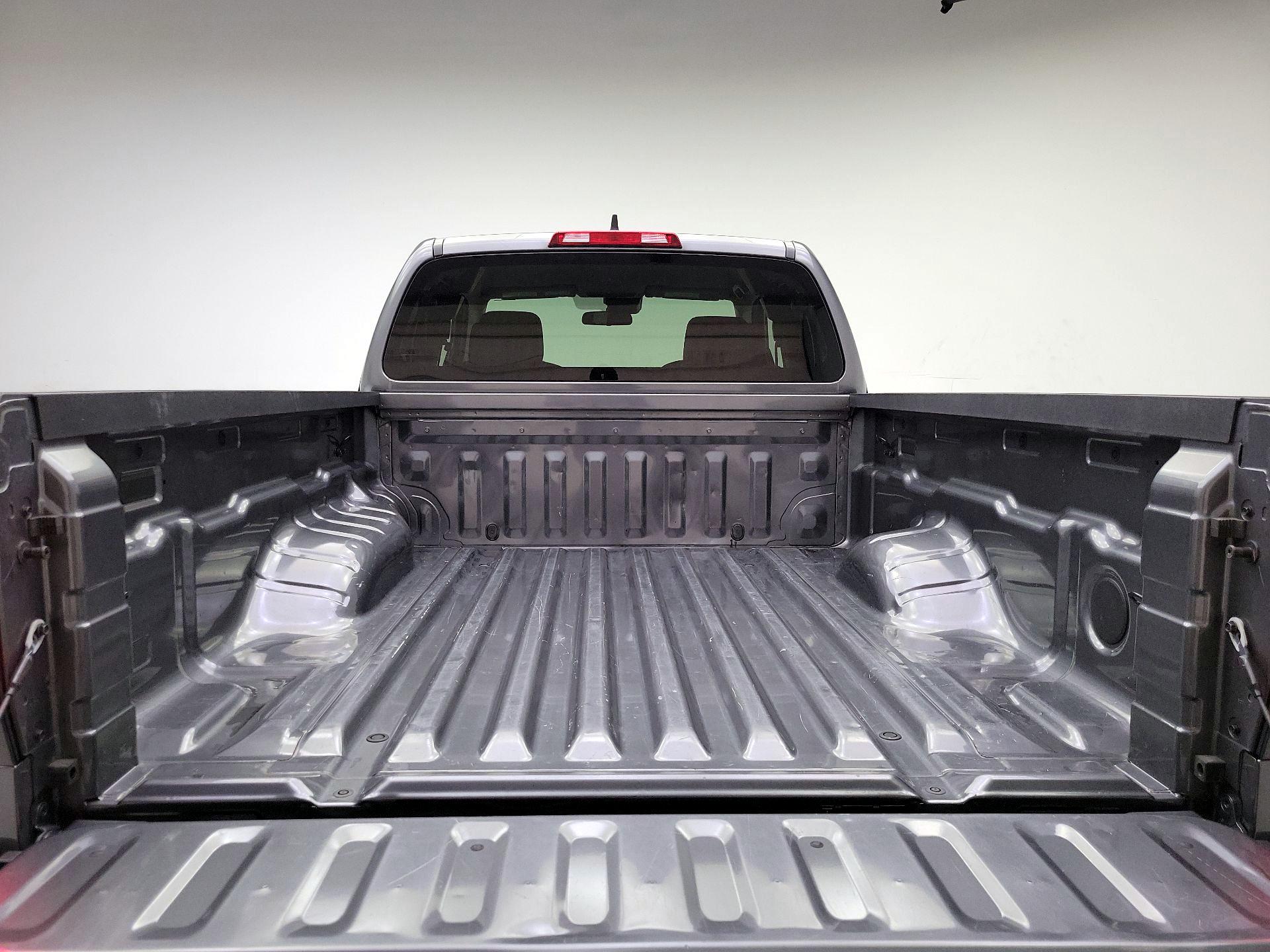 Thumbnail: 2022 Nissan Frontier - 20