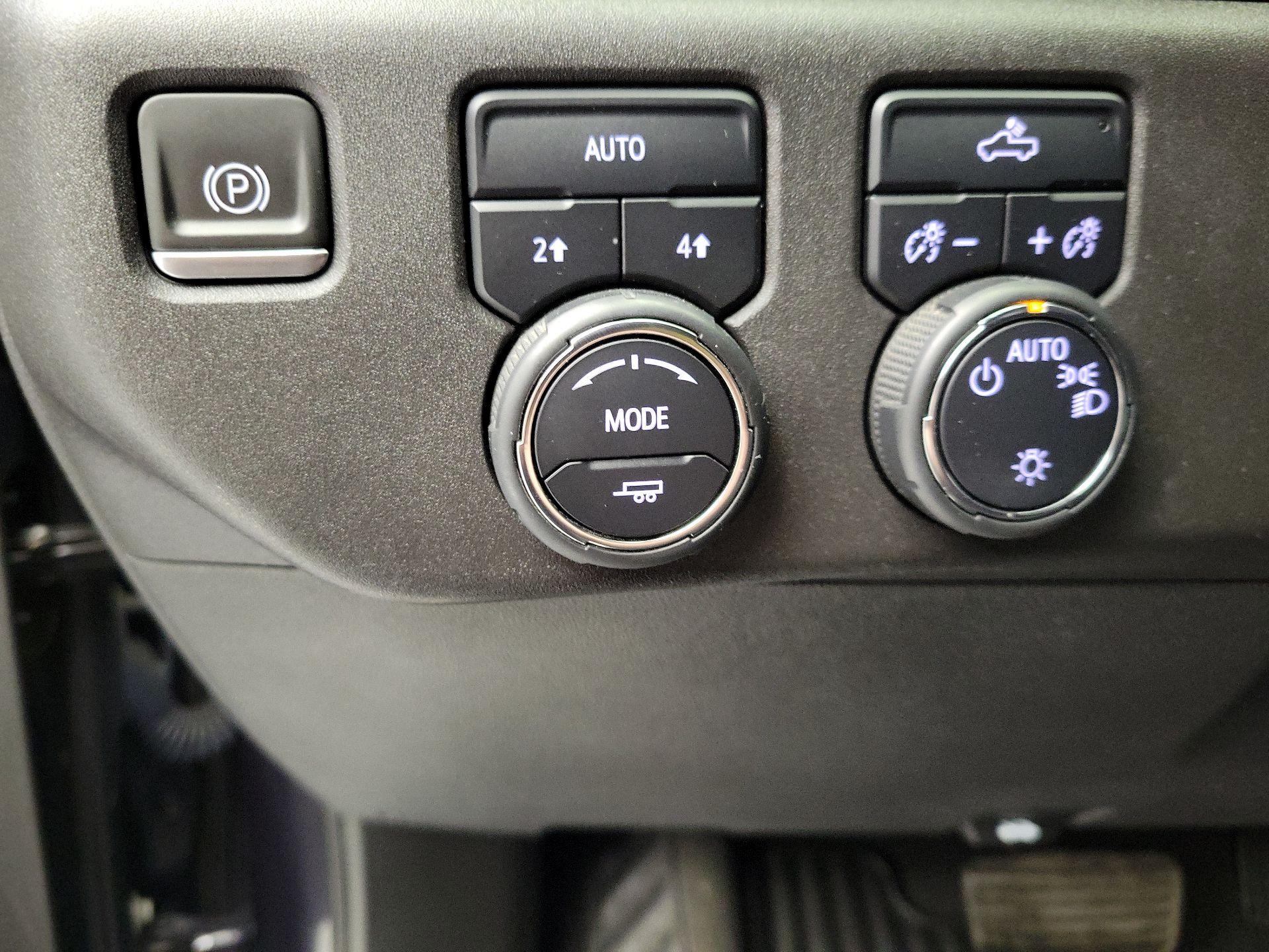 Thumbnail: 2023 Chevrolet Silverado 1500 - 13