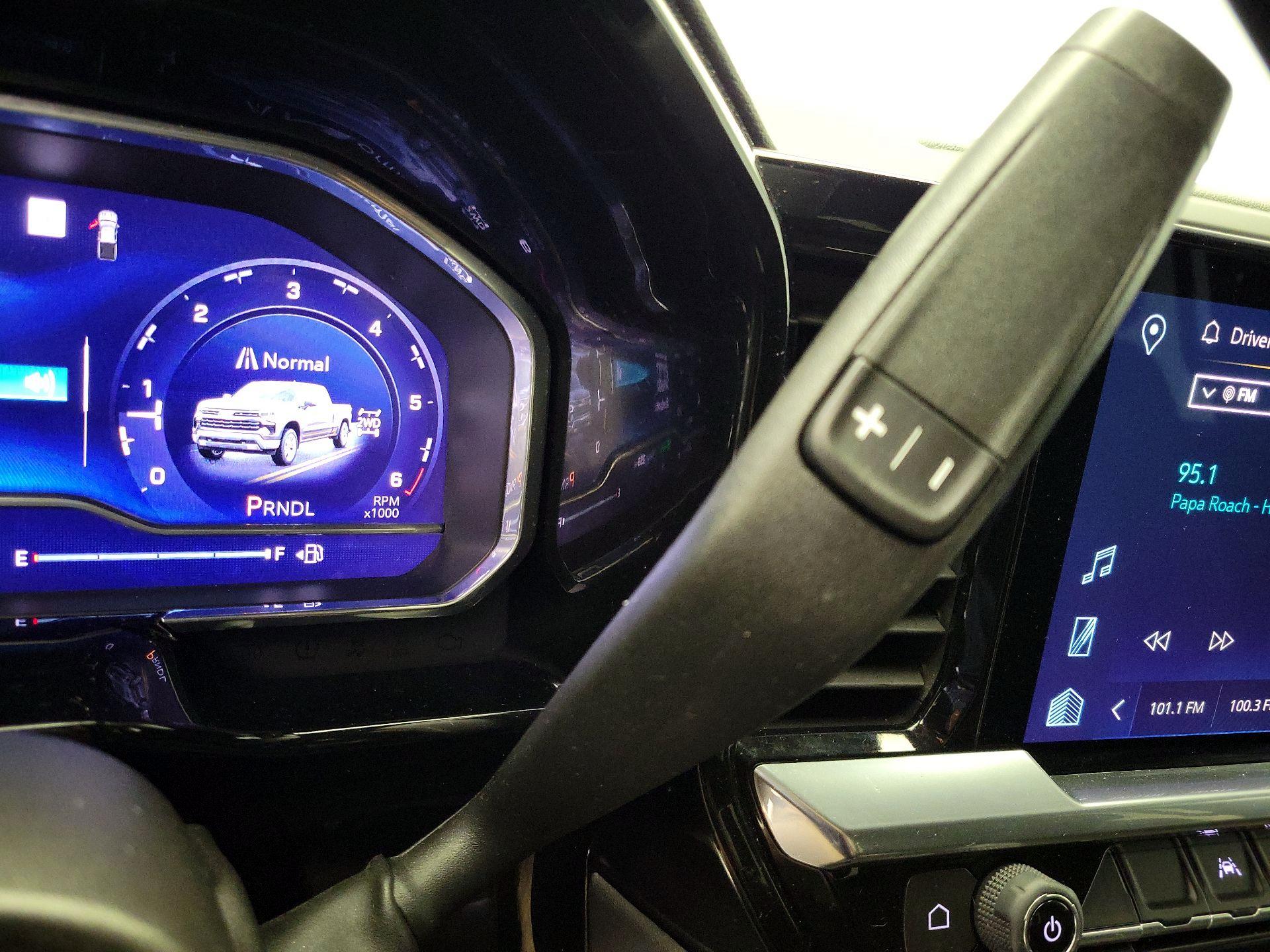 Thumbnail: 2023 Chevrolet Silverado 1500 - 17