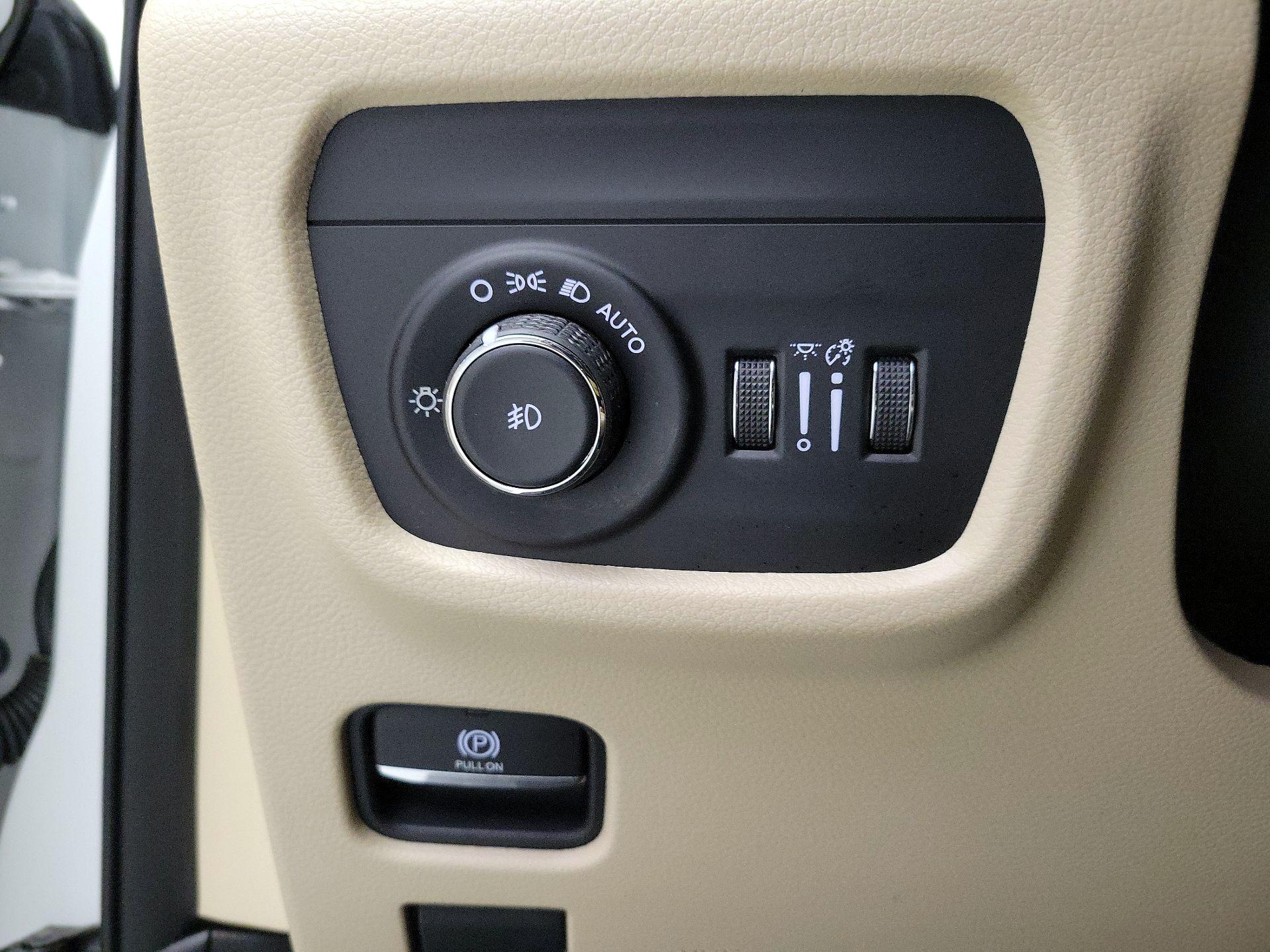 Thumbnail: 2021 Jeep Grand Cherokee L - 13