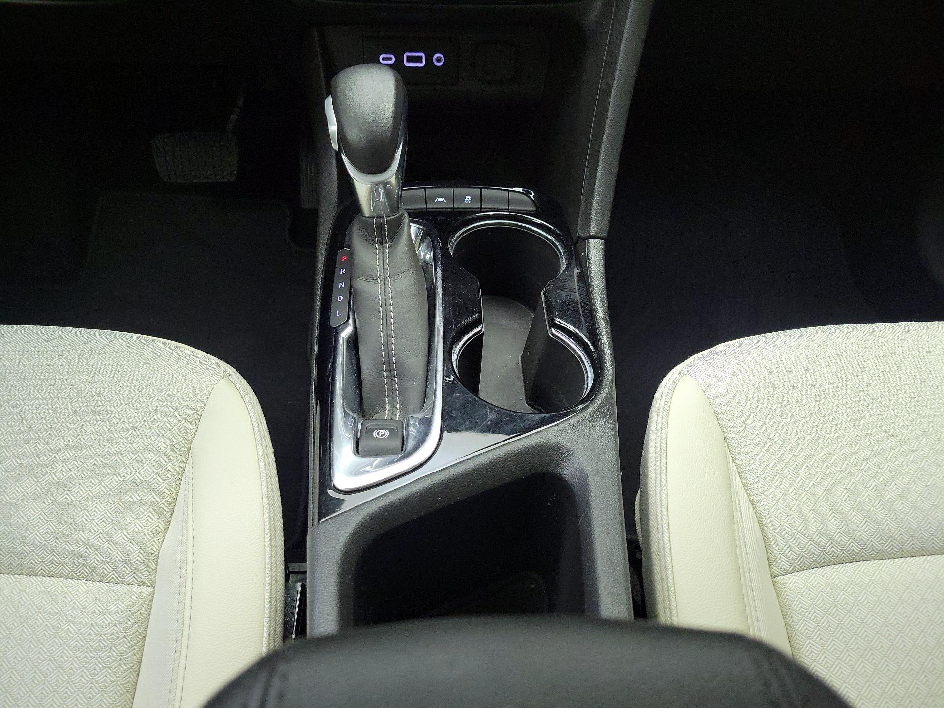 Thumbnail: 2023 Buick Encore GX - 18