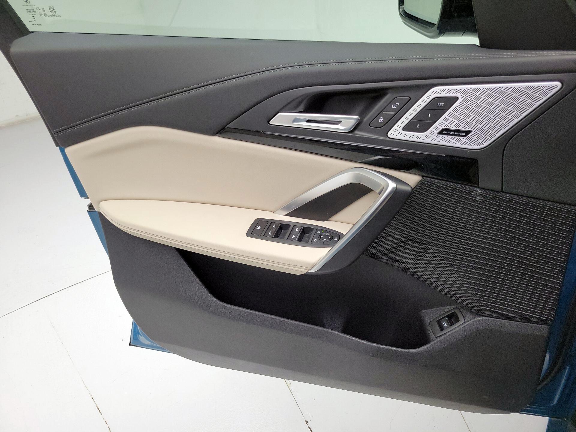 Thumbnail: 2023 BMW X1 - 12