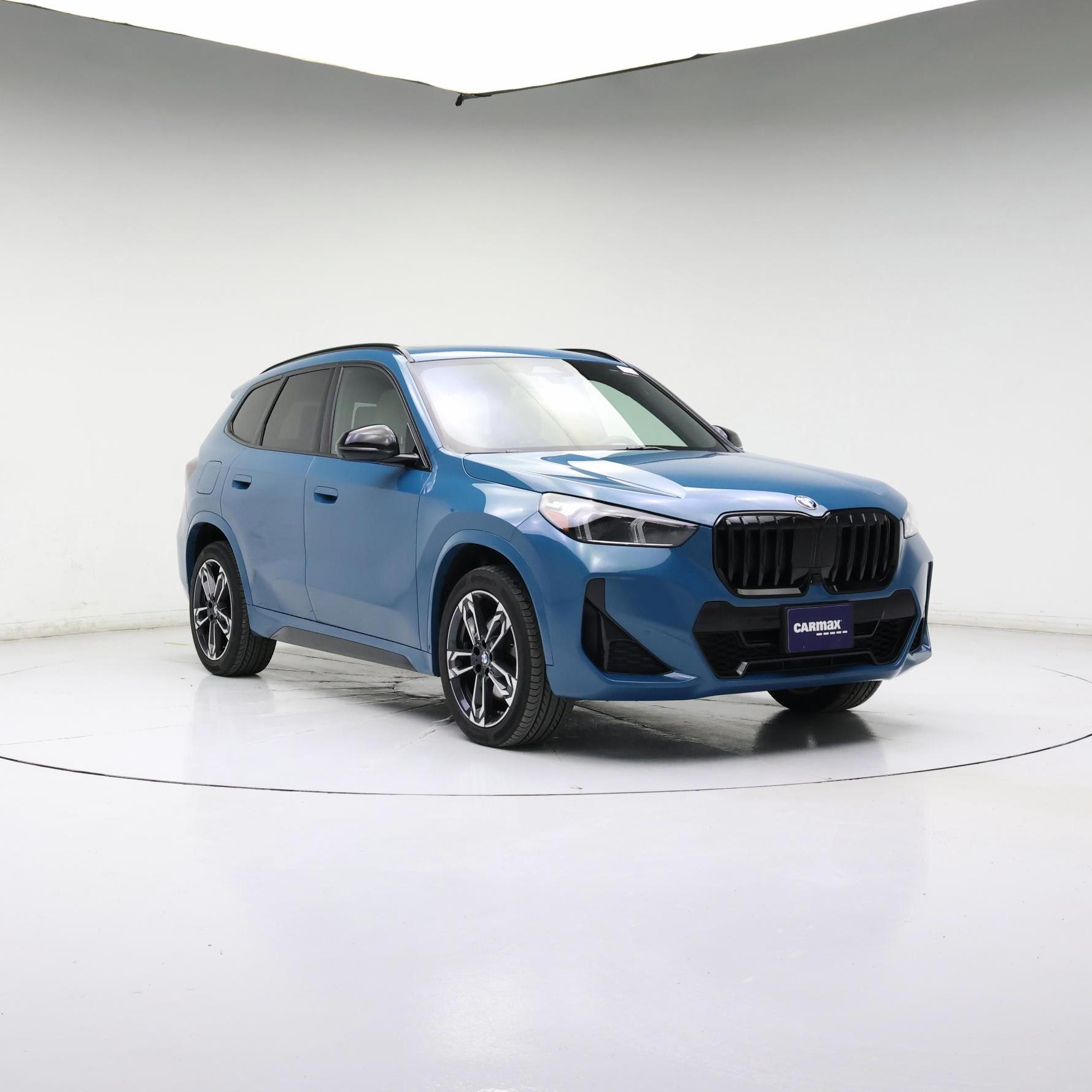Thumbnail: 2023 BMW X1 - 2