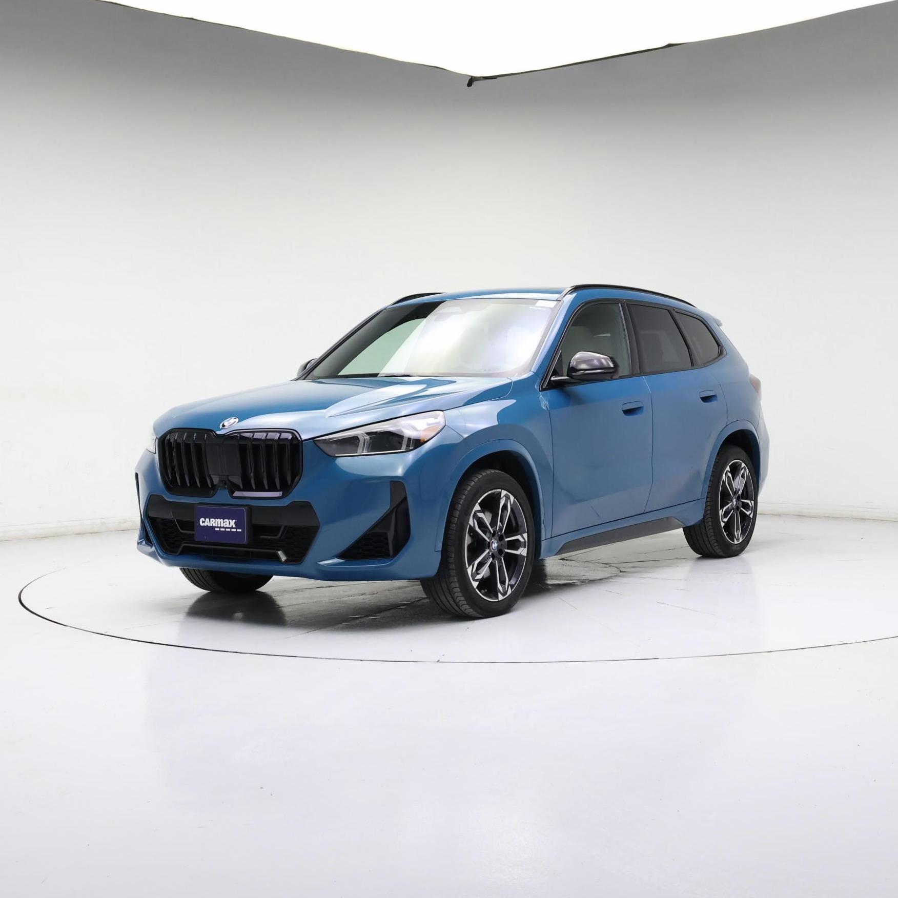 Thumbnail: 2023 BMW X1 - 8