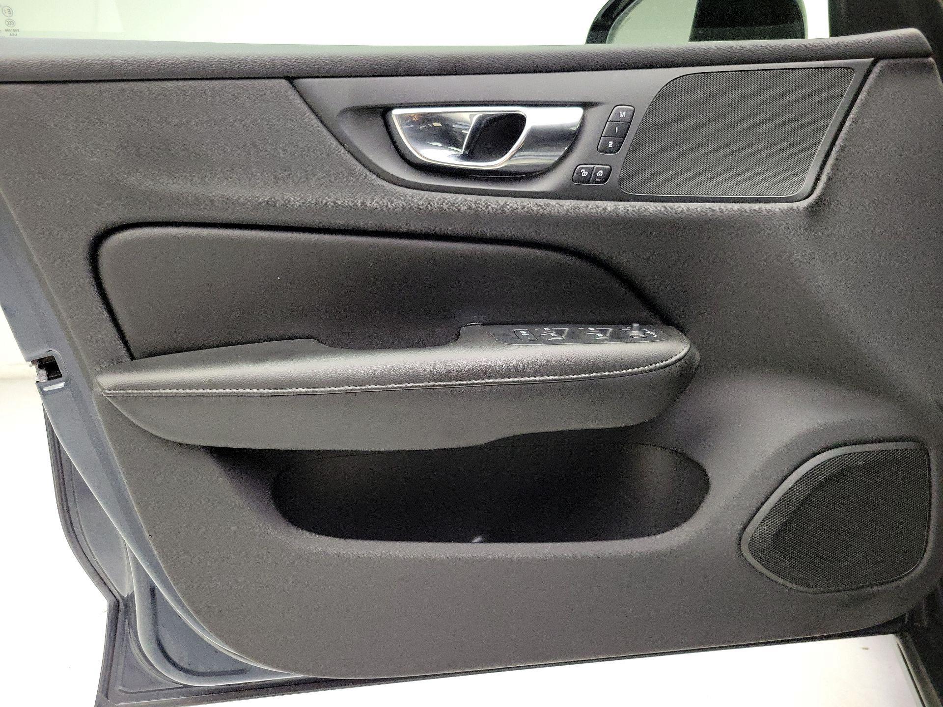 Thumbnail: 2021 Volvo S60 - 12