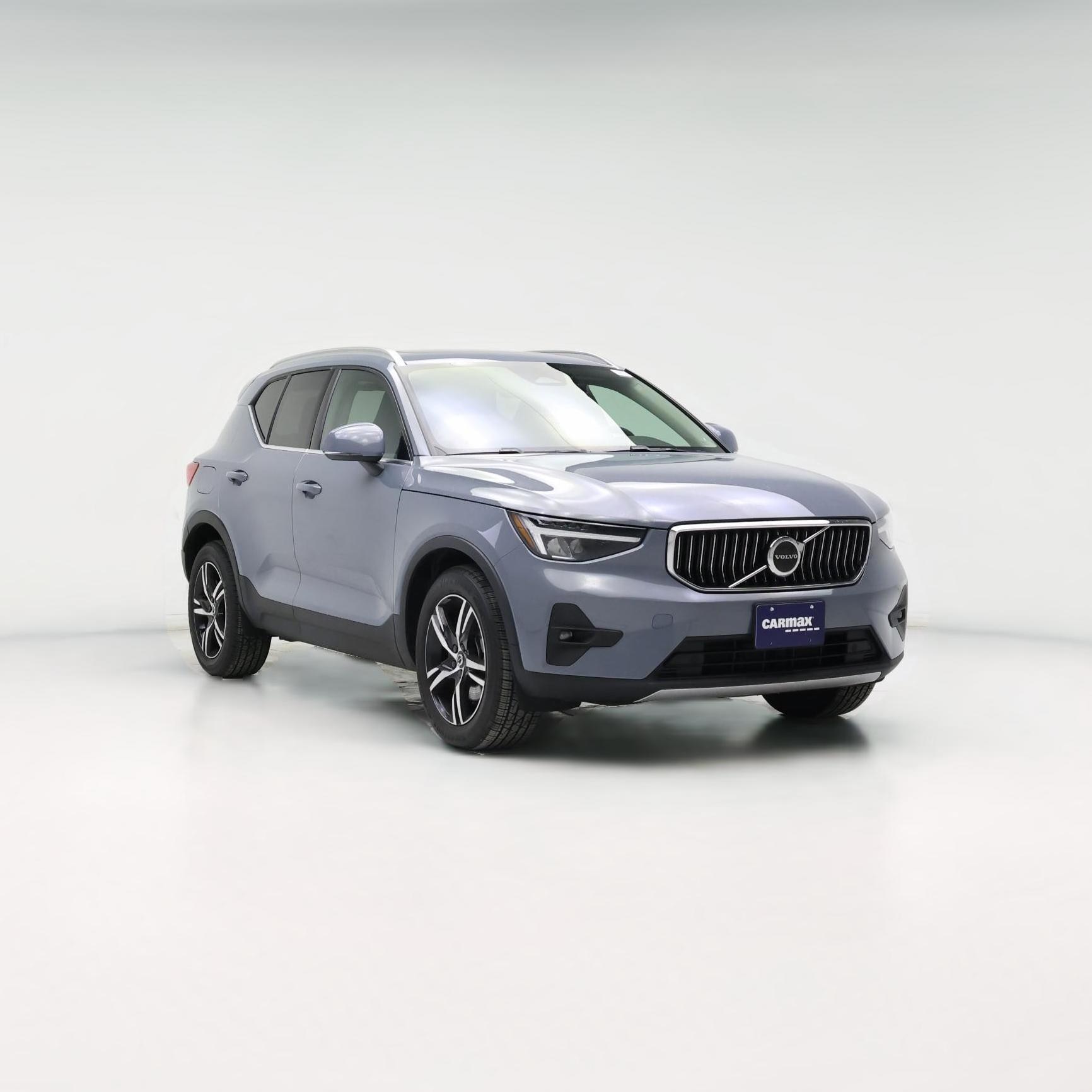Thumbnail: 2023 Volvo XC40 - 1