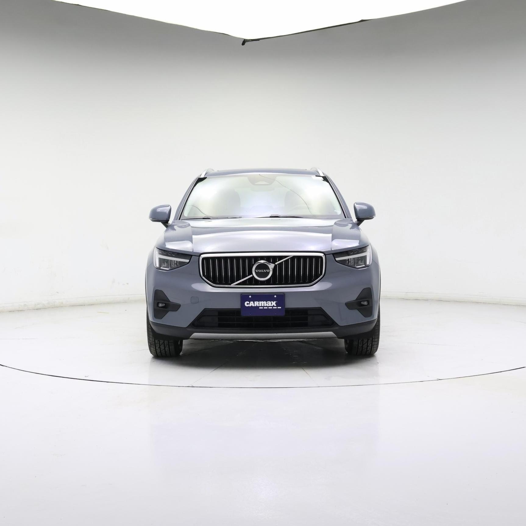 Thumbnail: 2023 Volvo XC40 - 5