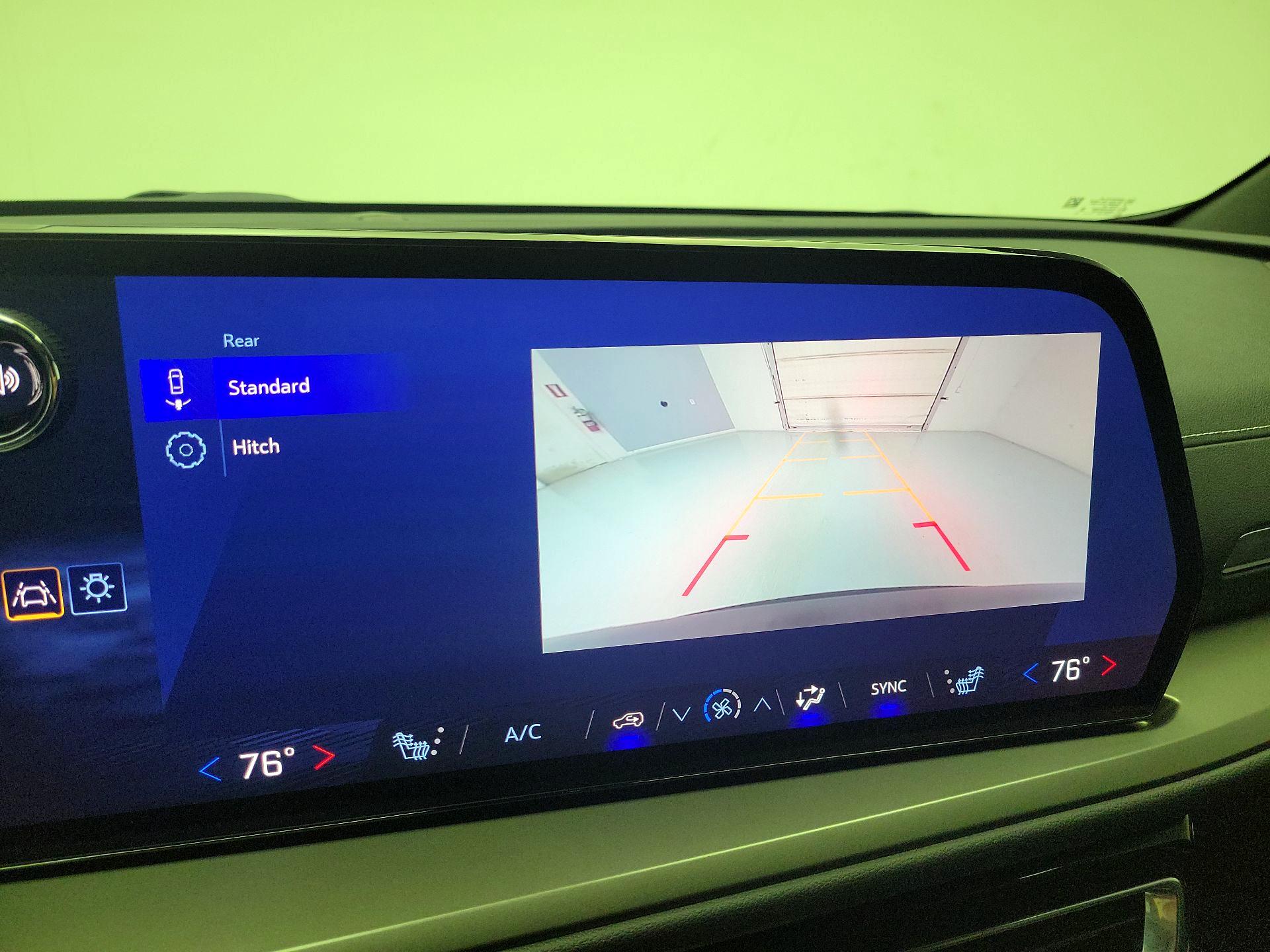 Thumbnail: 2025 Chevrolet Traverse - 15