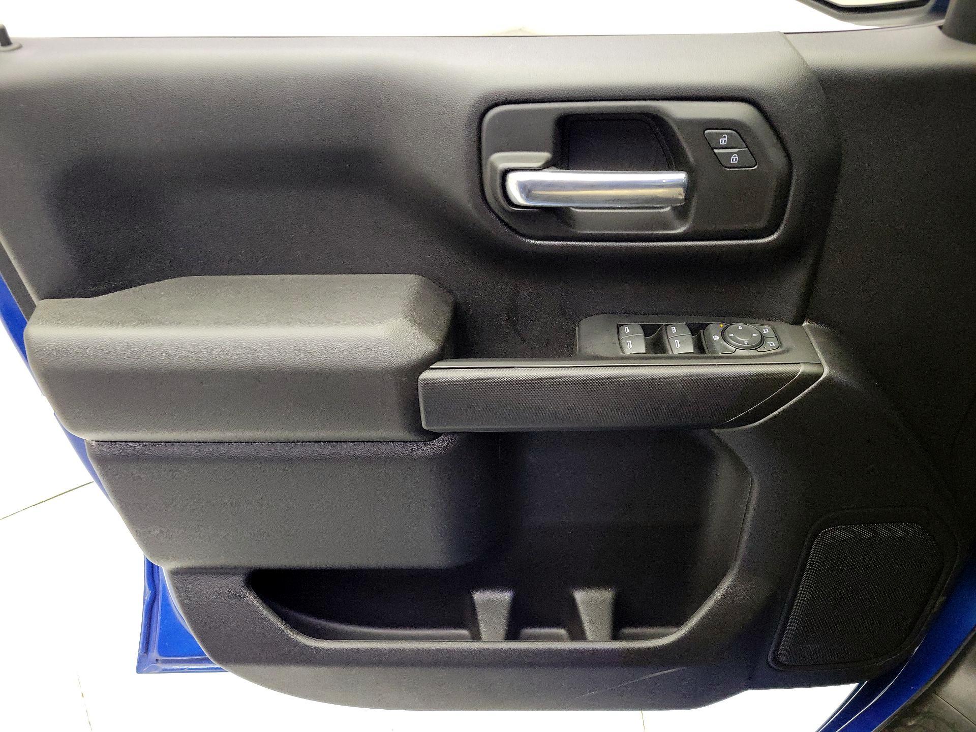 Thumbnail: 2022 Chevrolet Silverado 1500 - 12