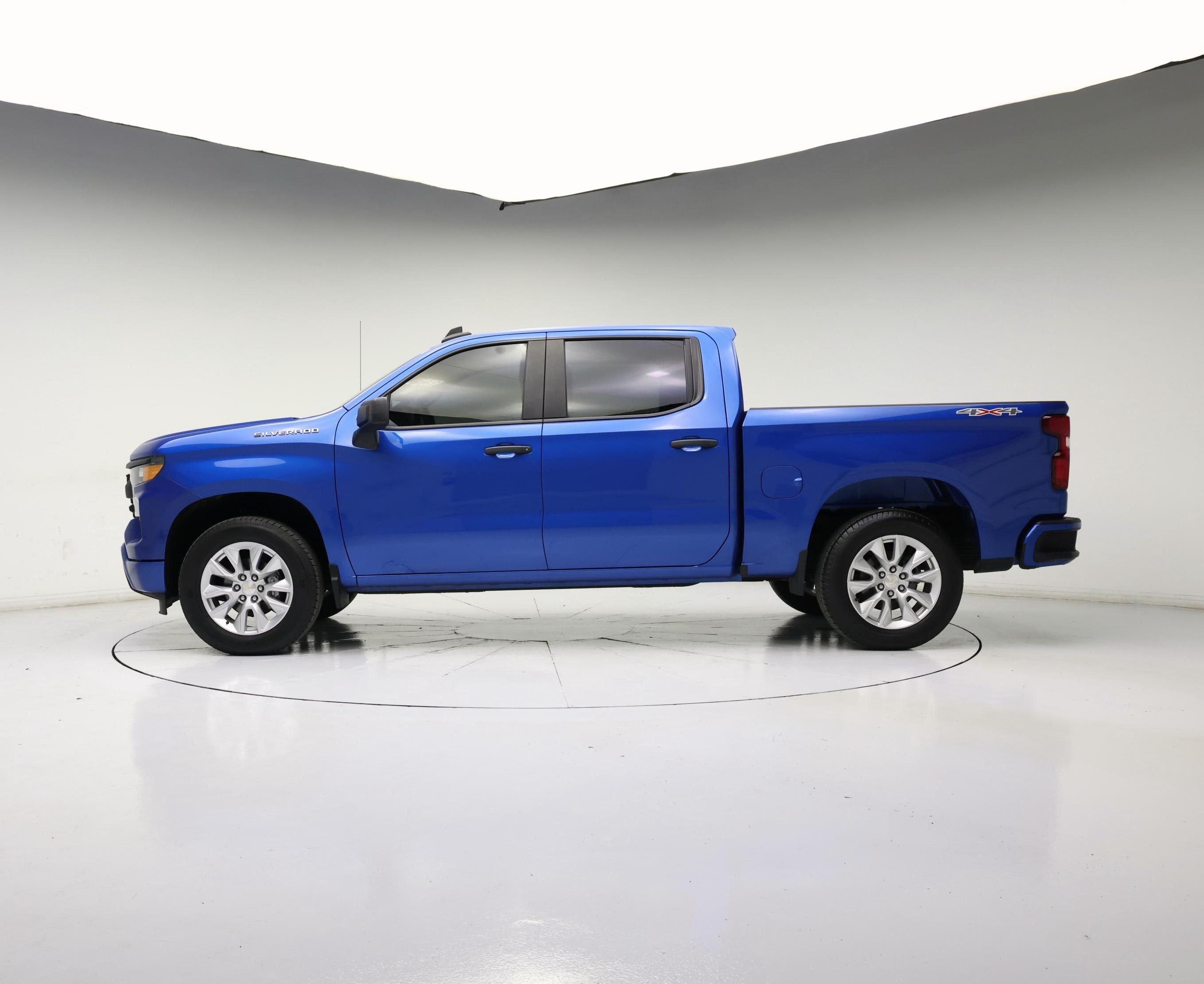 Thumbnail: 2022 Chevrolet Silverado 1500 - 3