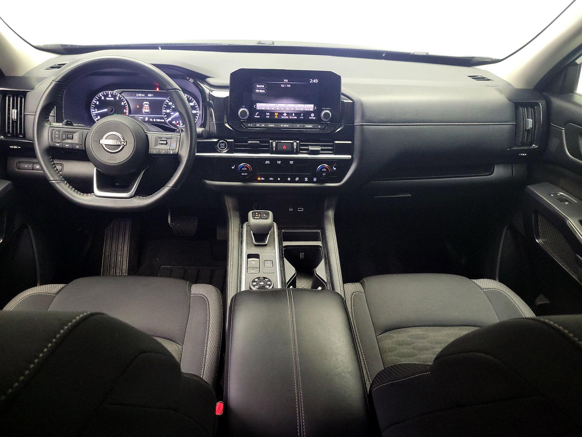 Thumbnail: 2024 Nissan Pathfinder - 9