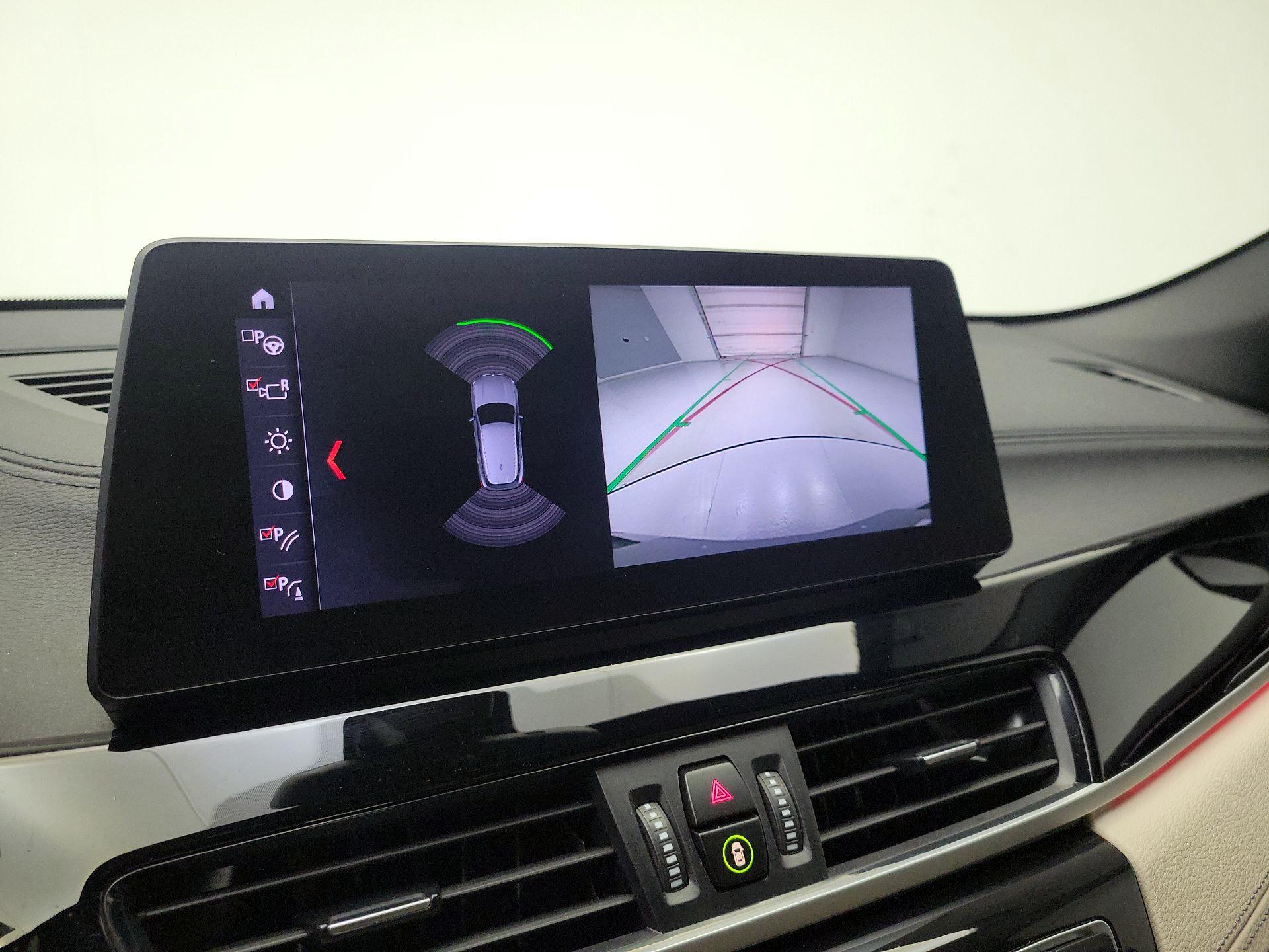 Thumbnail: 2022 BMW X2 - 15