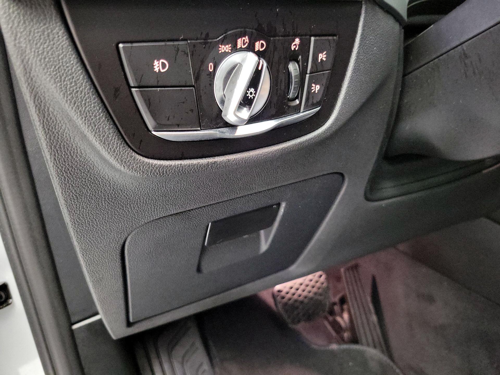 Thumbnail: 2021 BMW X3 - 13