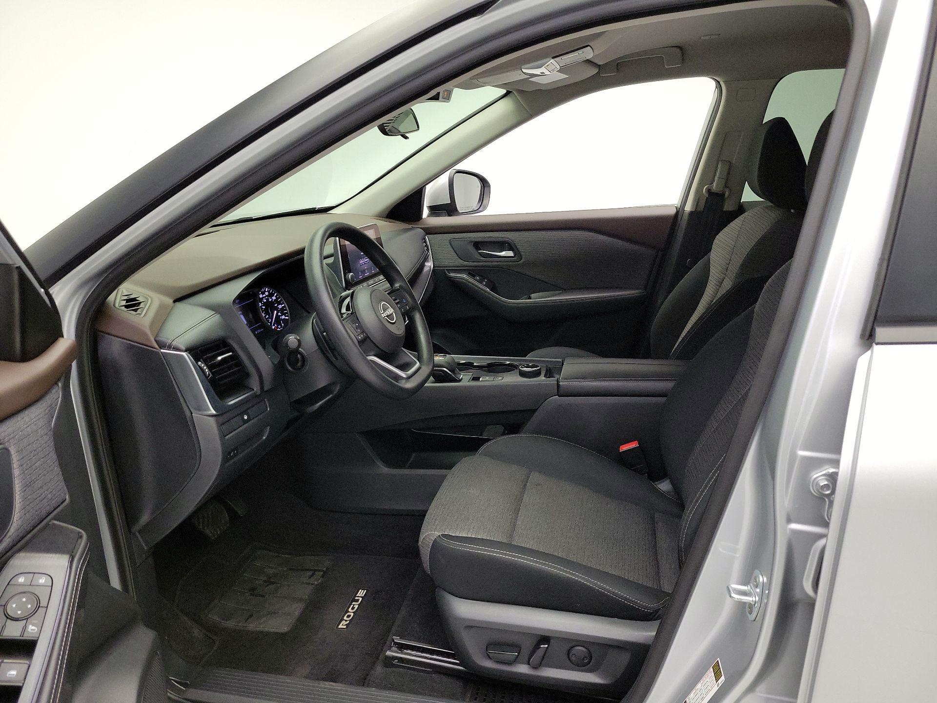 Thumbnail: 2022 Nissan Rogue - 11