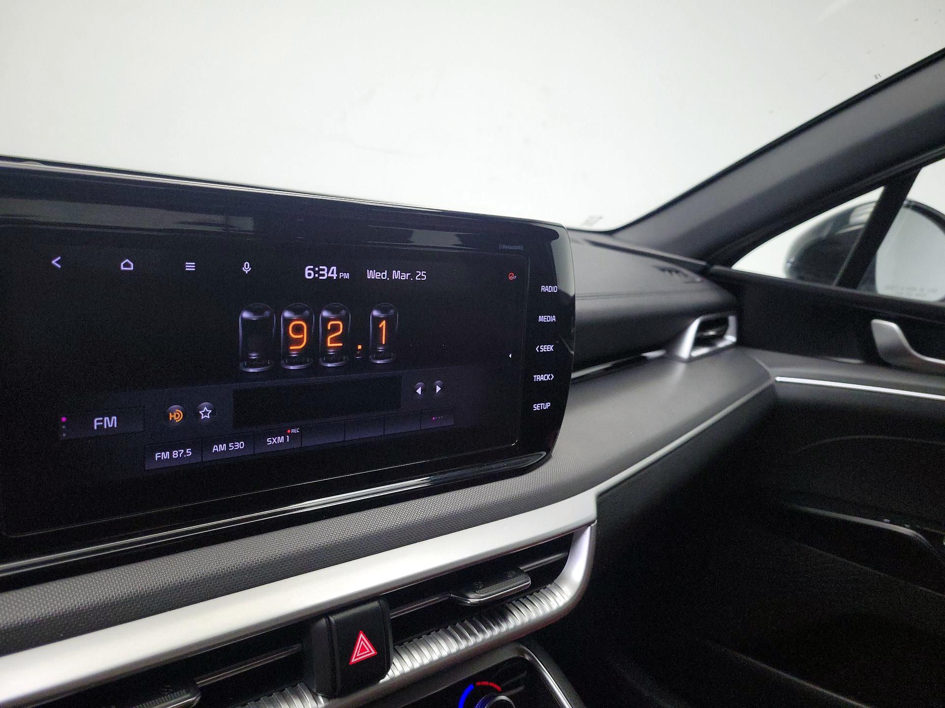 Thumbnail: 2021 Kia K5 - 16