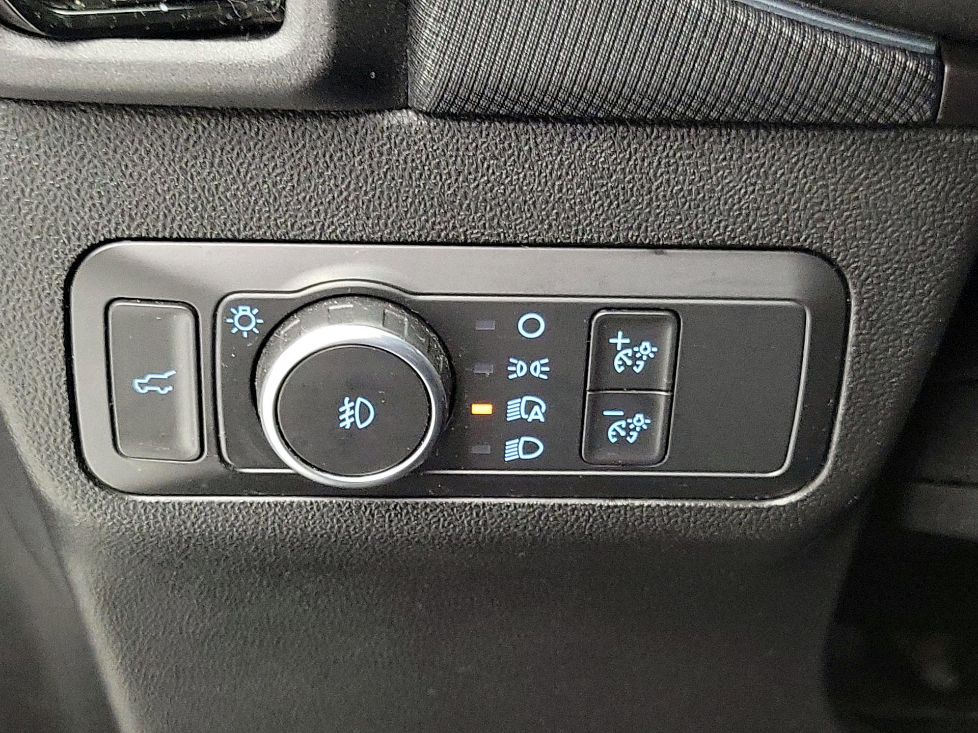 Thumbnail: 2021 Ford Bronco Sport - 13